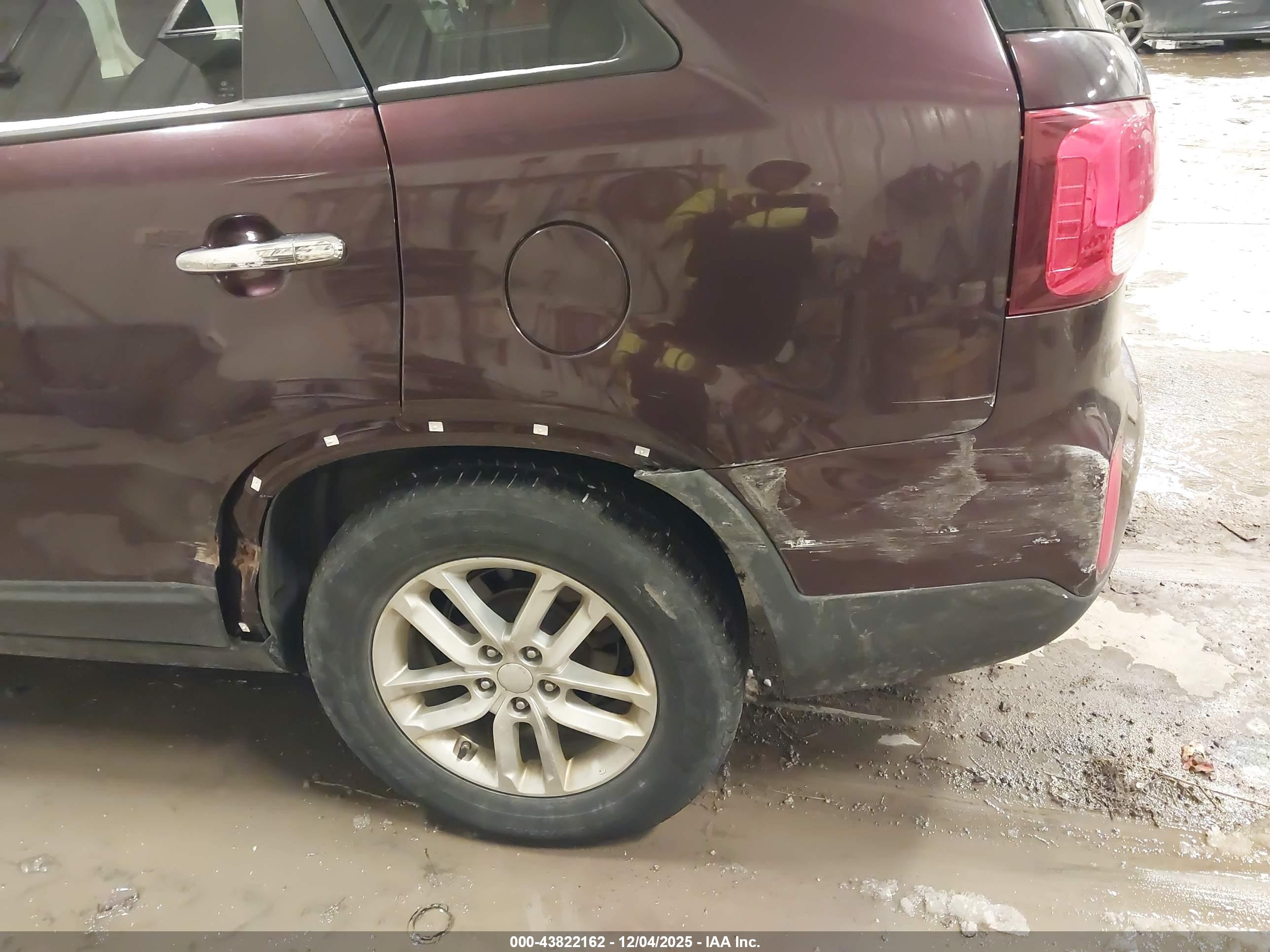 KIA SORENTO image 6