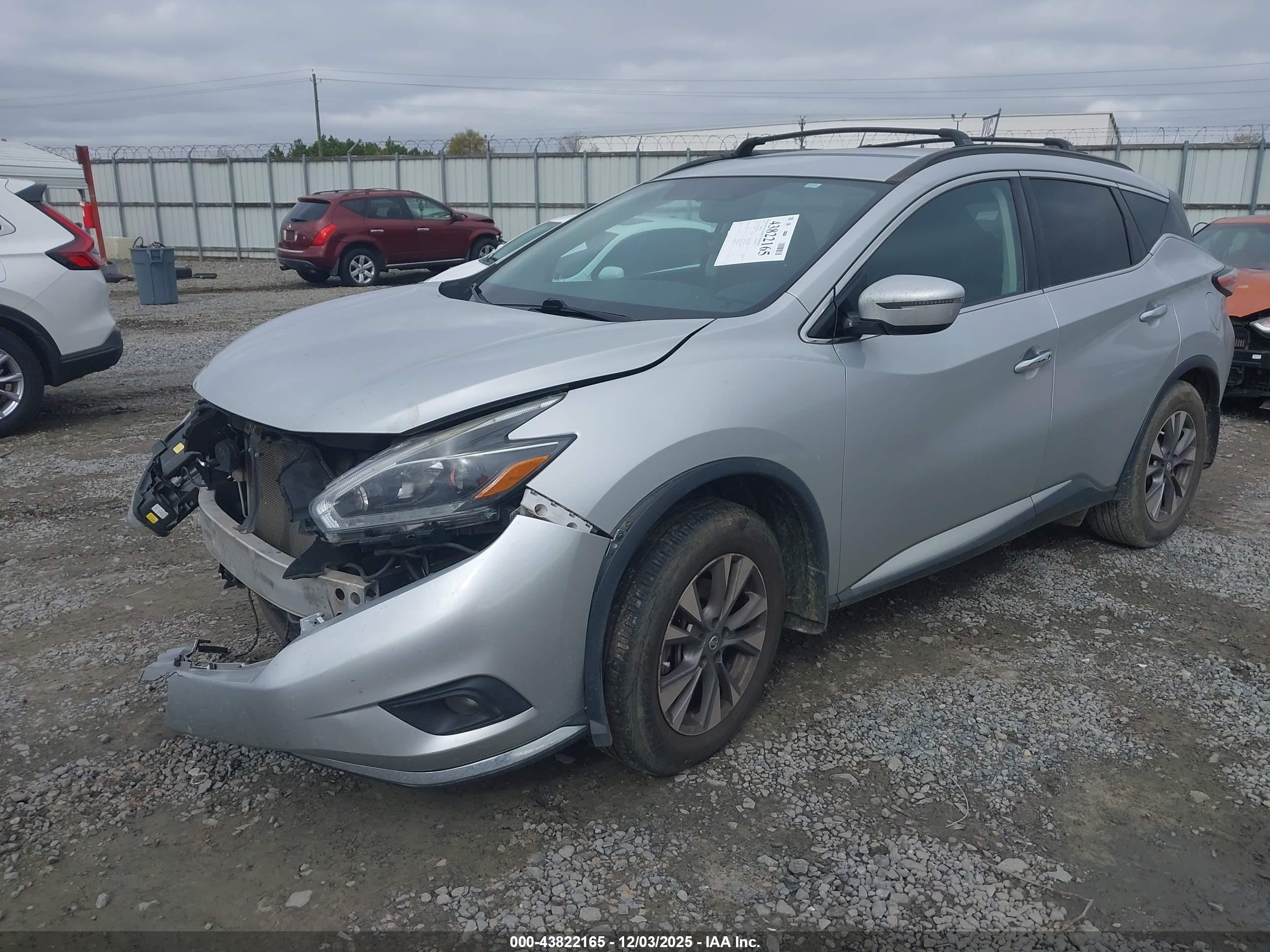NISSAN MURANO image 2