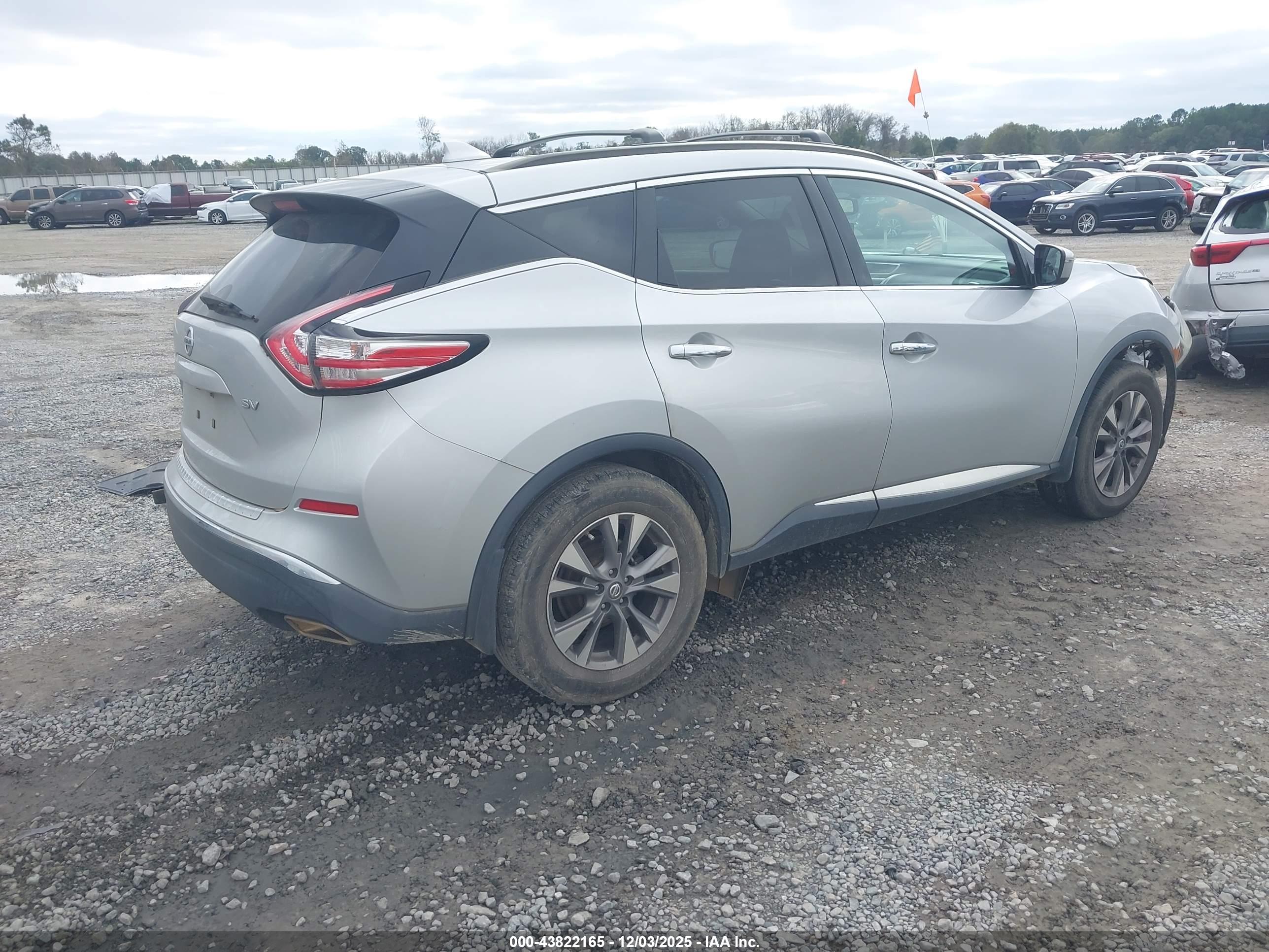 NISSAN MURANO image 4