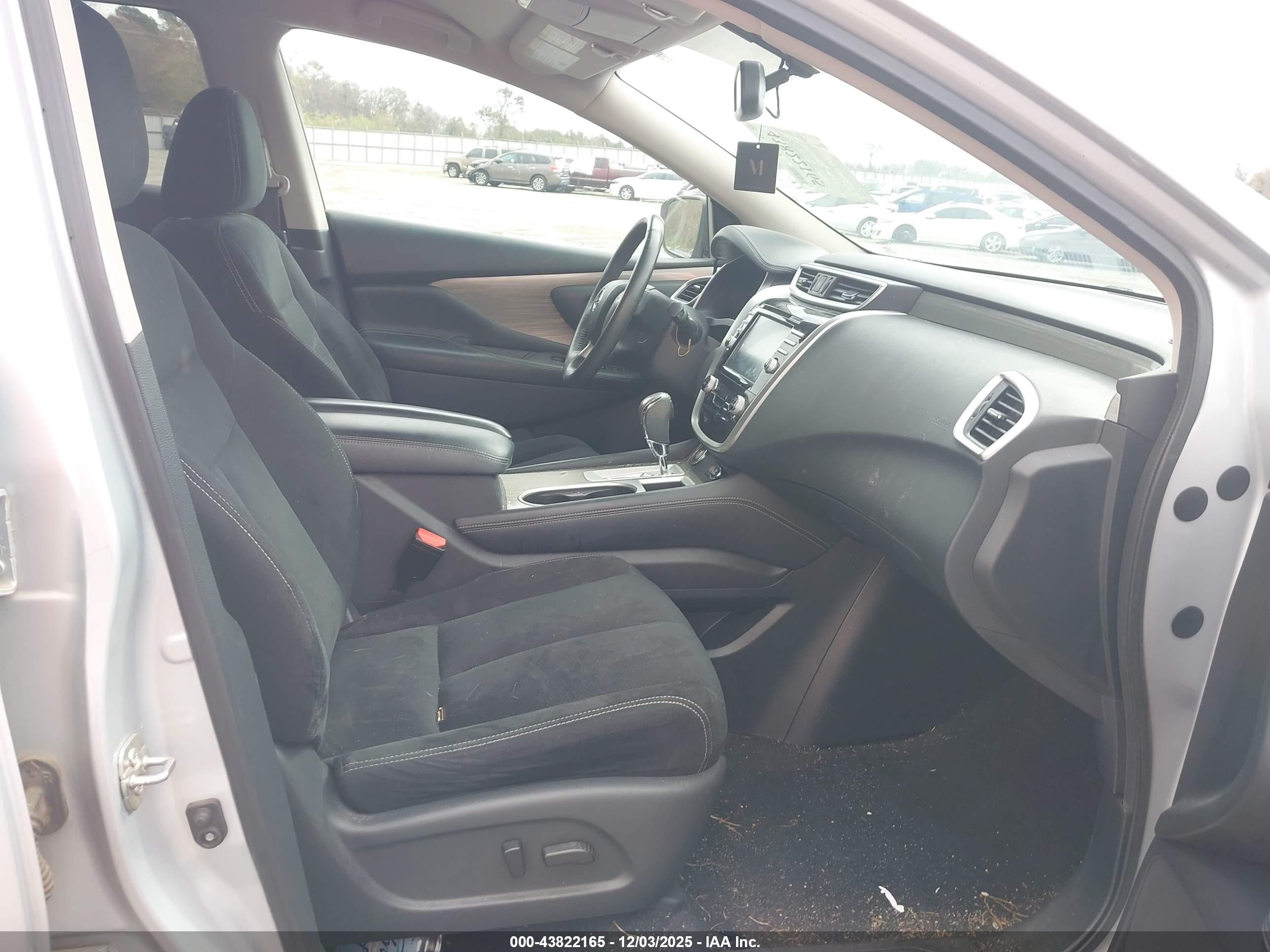 NISSAN MURANO image 5