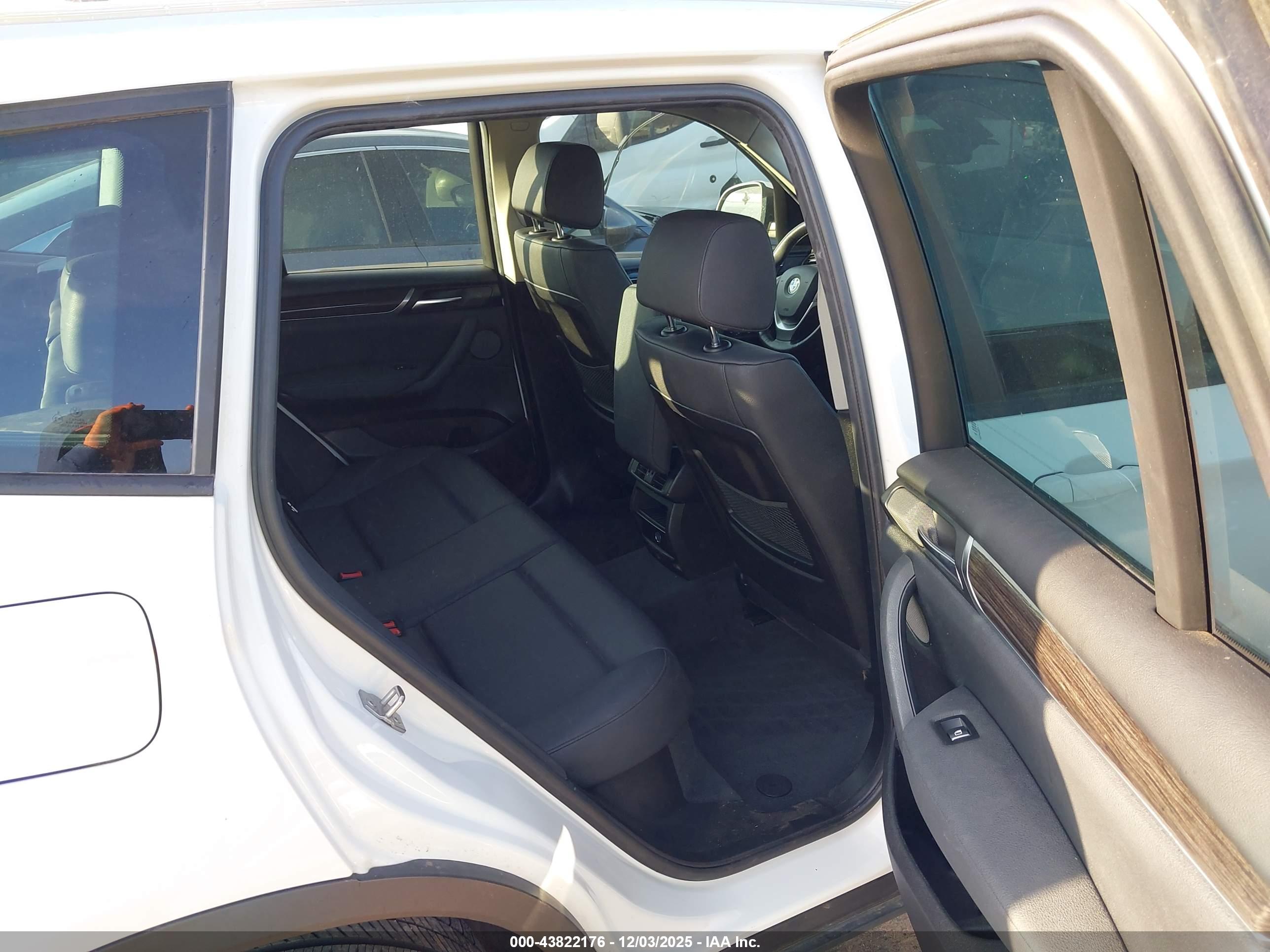 BMW X3 image 8