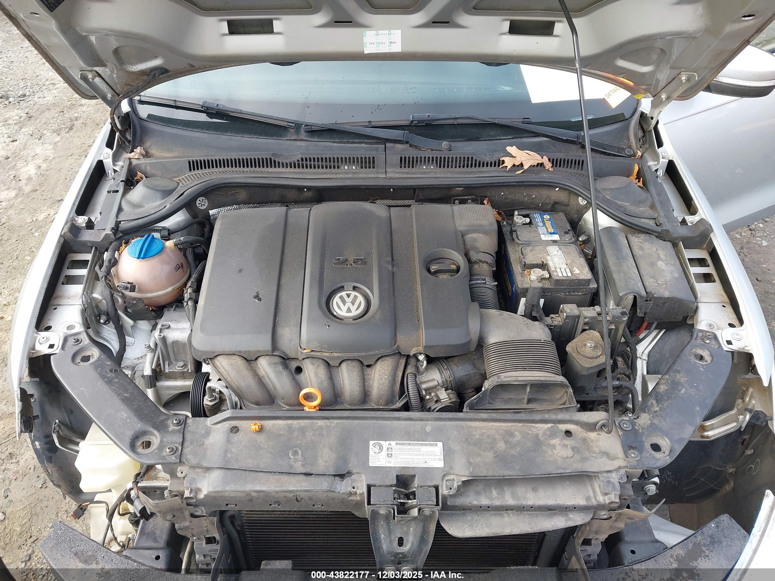 VOLKSWAGEN JETTA image 10
