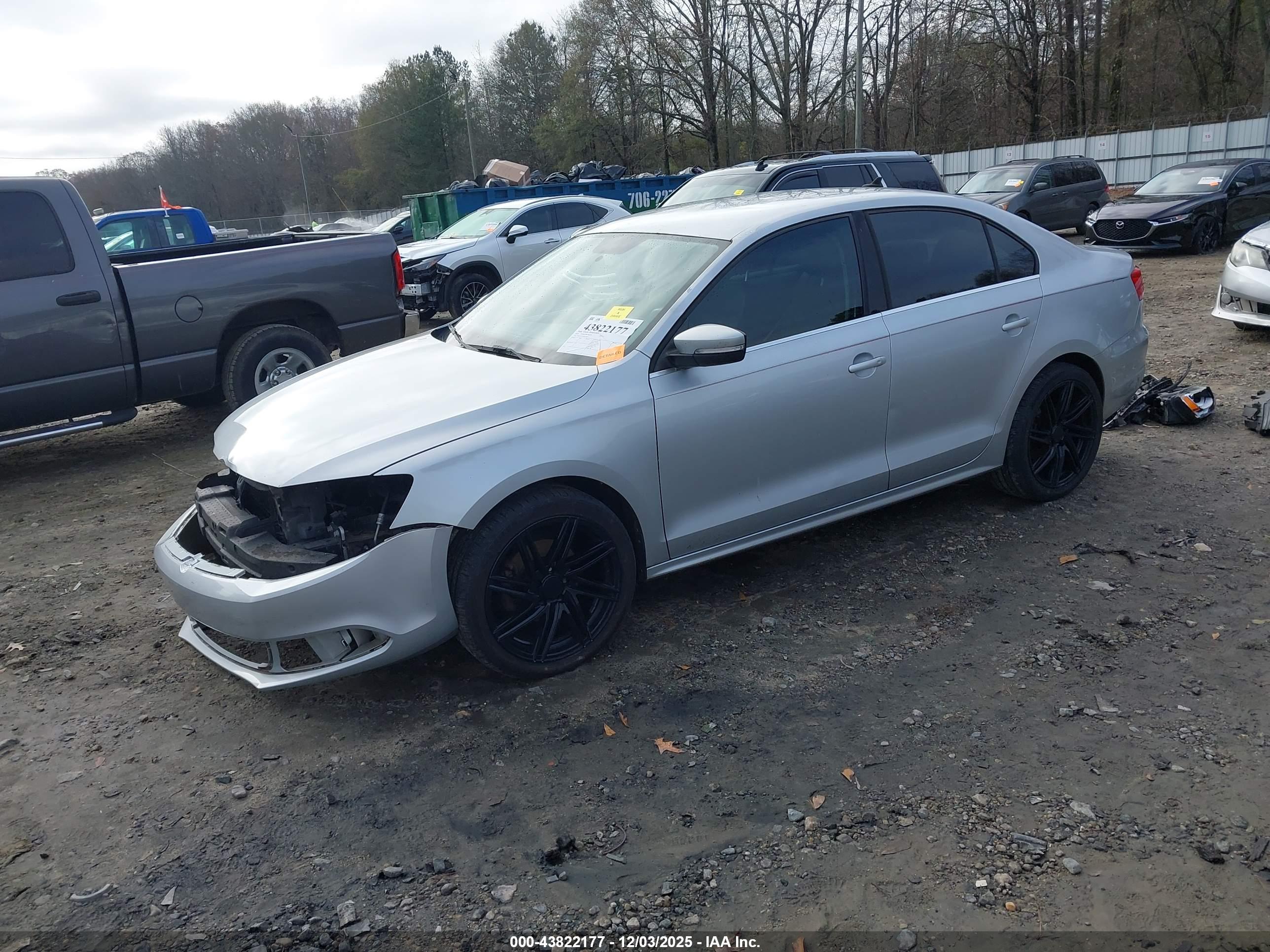 VOLKSWAGEN JETTA image 2