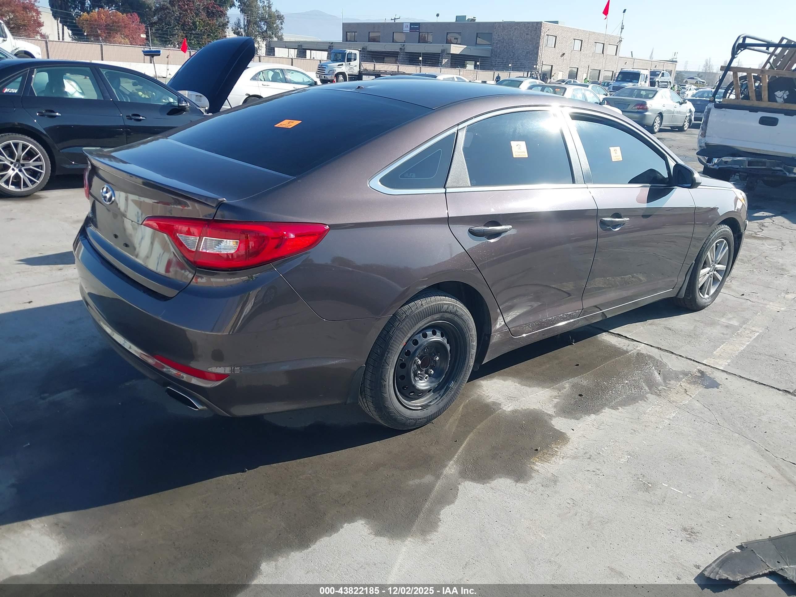 HYUNDAI SONATA image 4