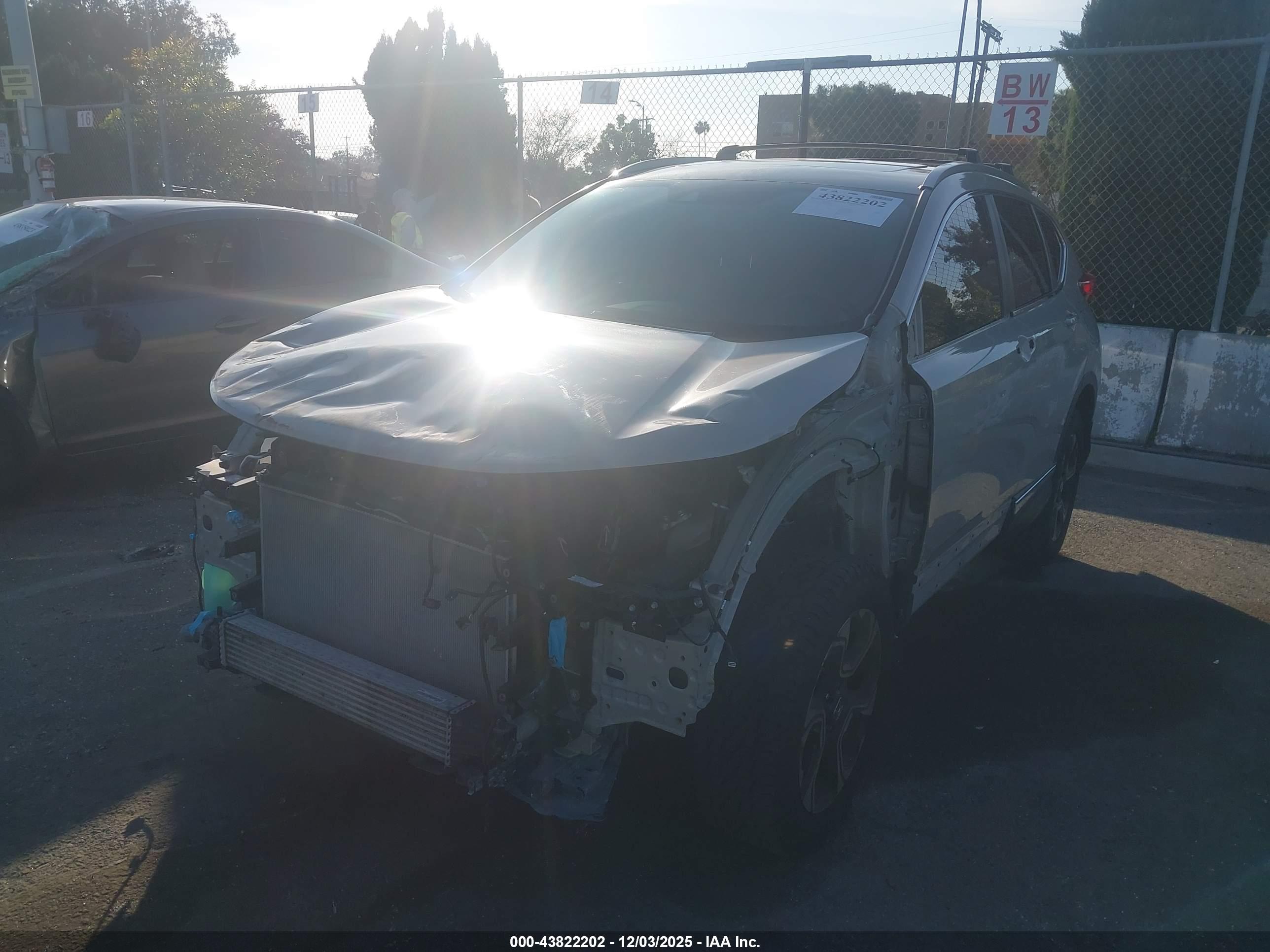 HONDA CR-V image 2