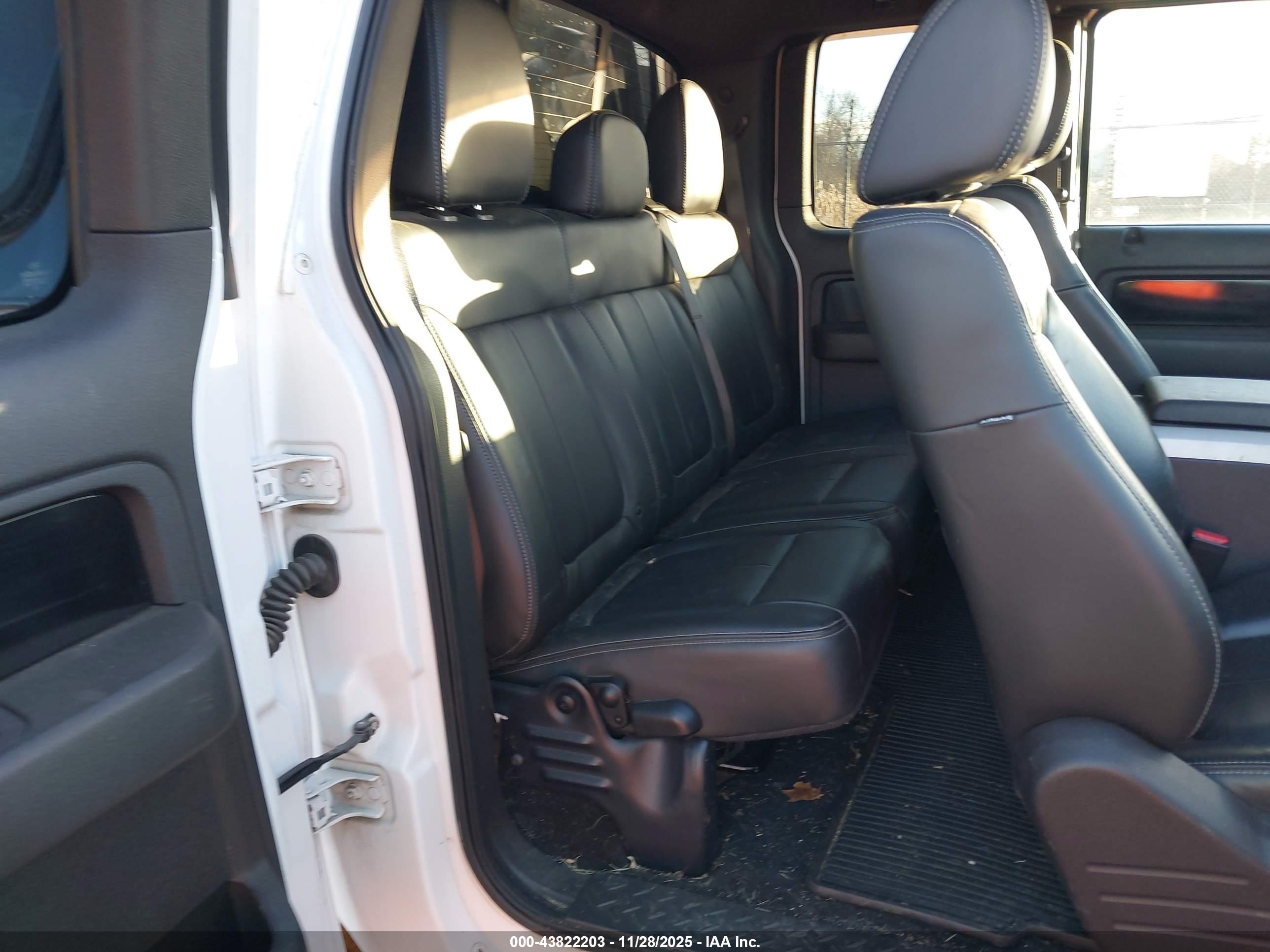 FORD F-150 image 8