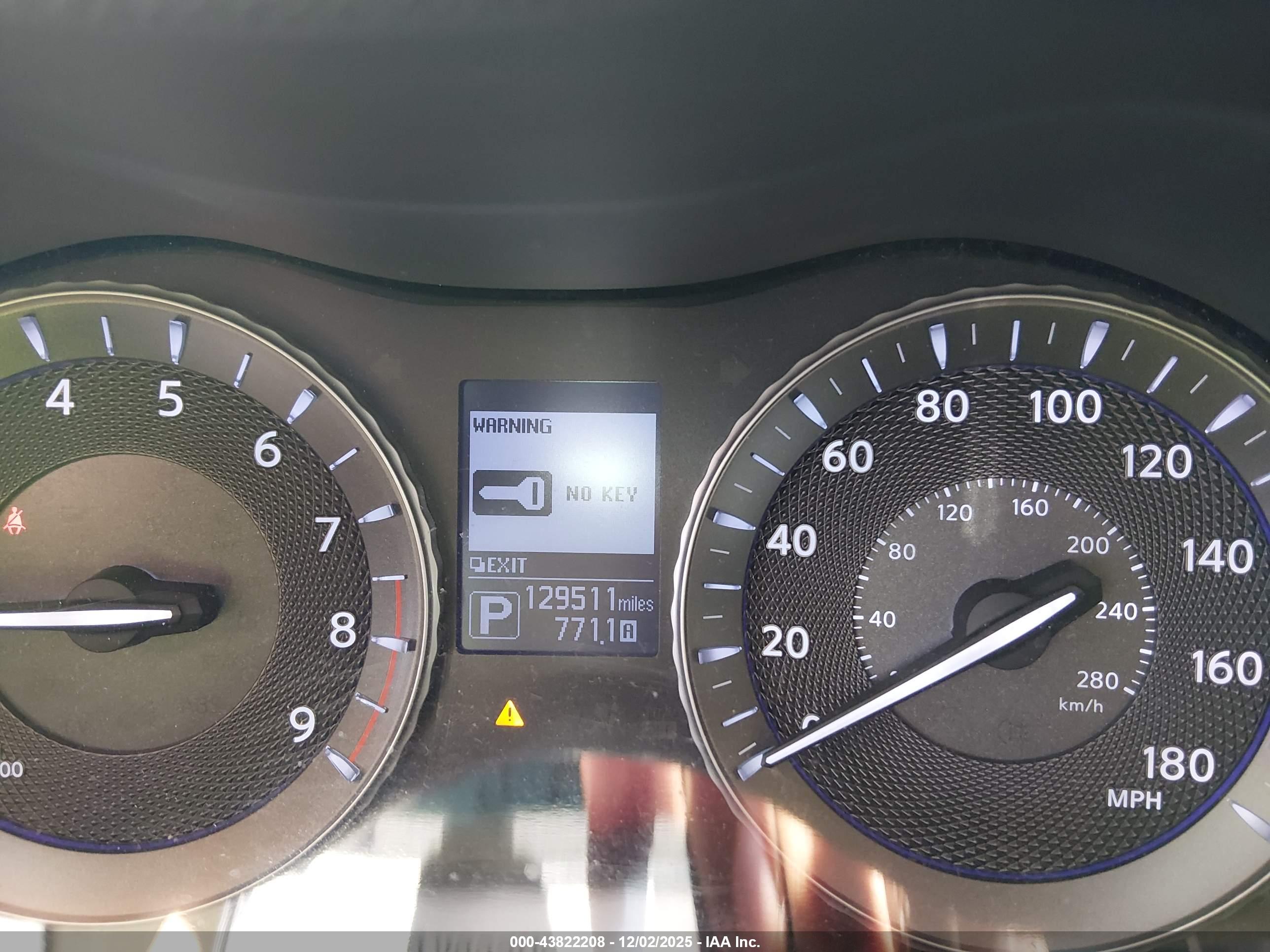 INFINITI Q70 image 7