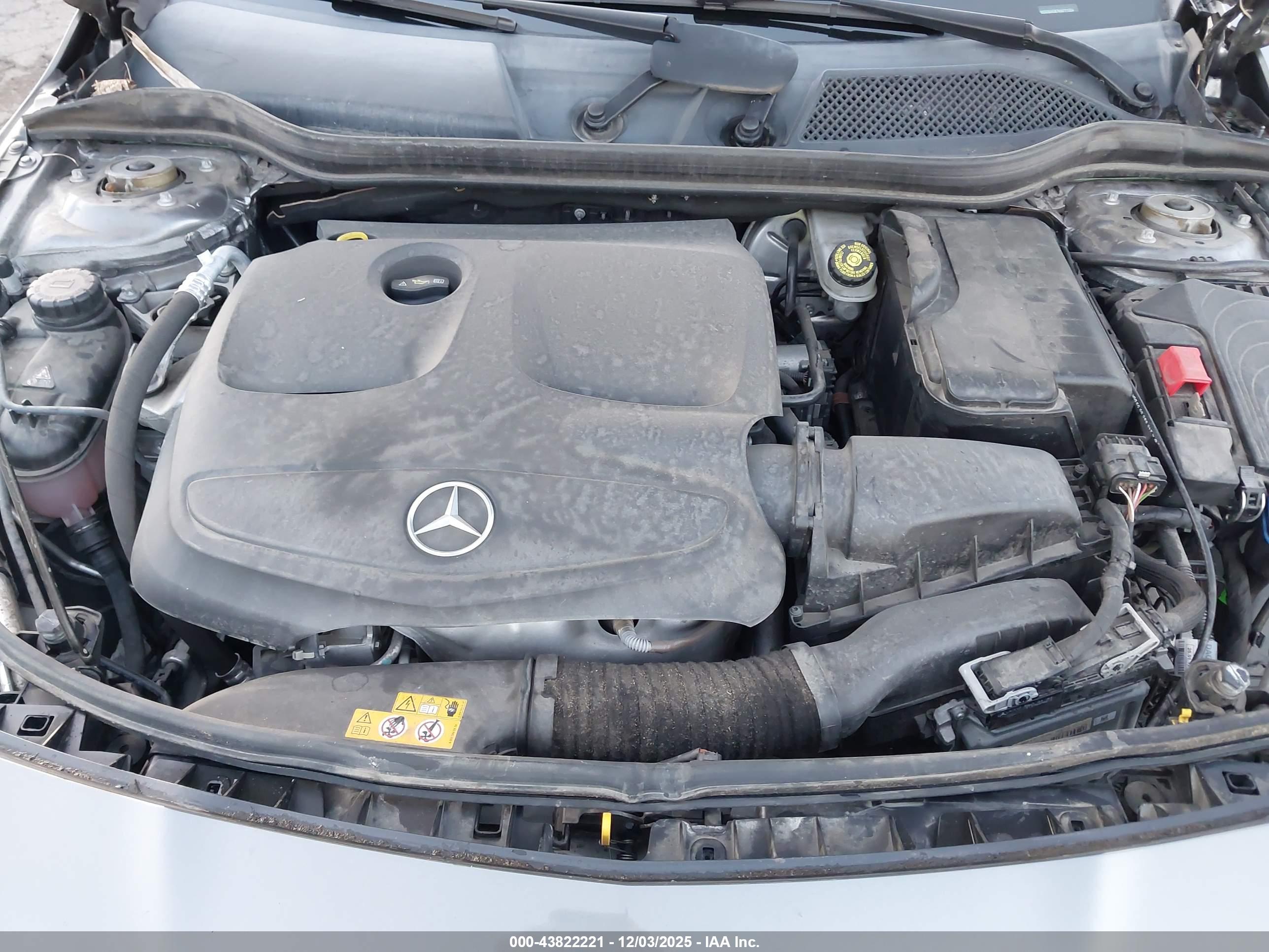MERCEDES-BENZ CLA image 10
