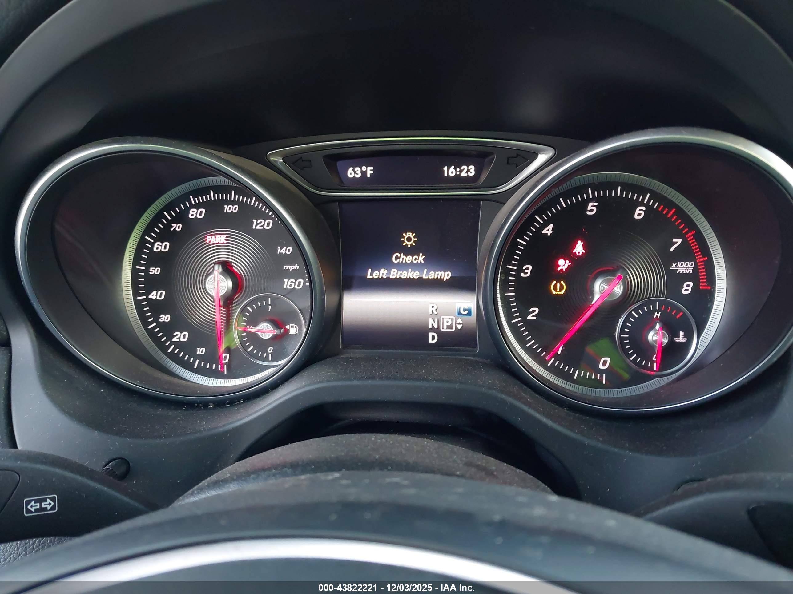 MERCEDES-BENZ CLA image 7