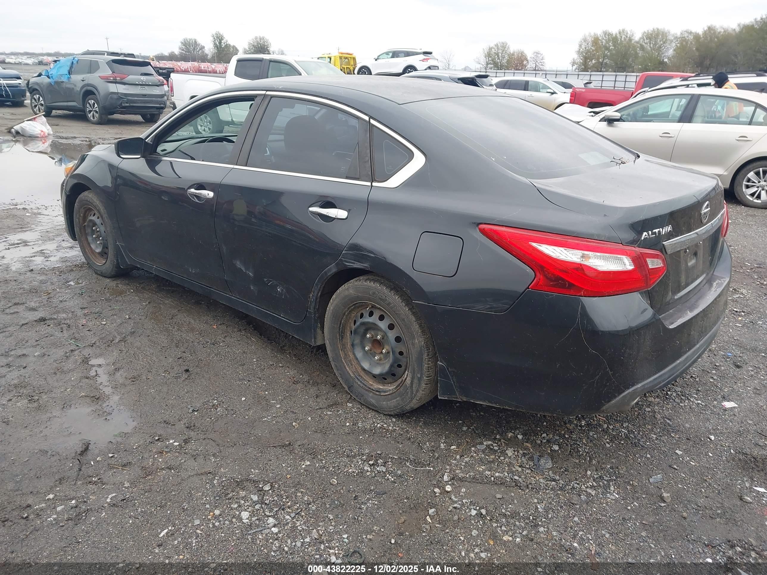 NISSAN ALTIMA image 3