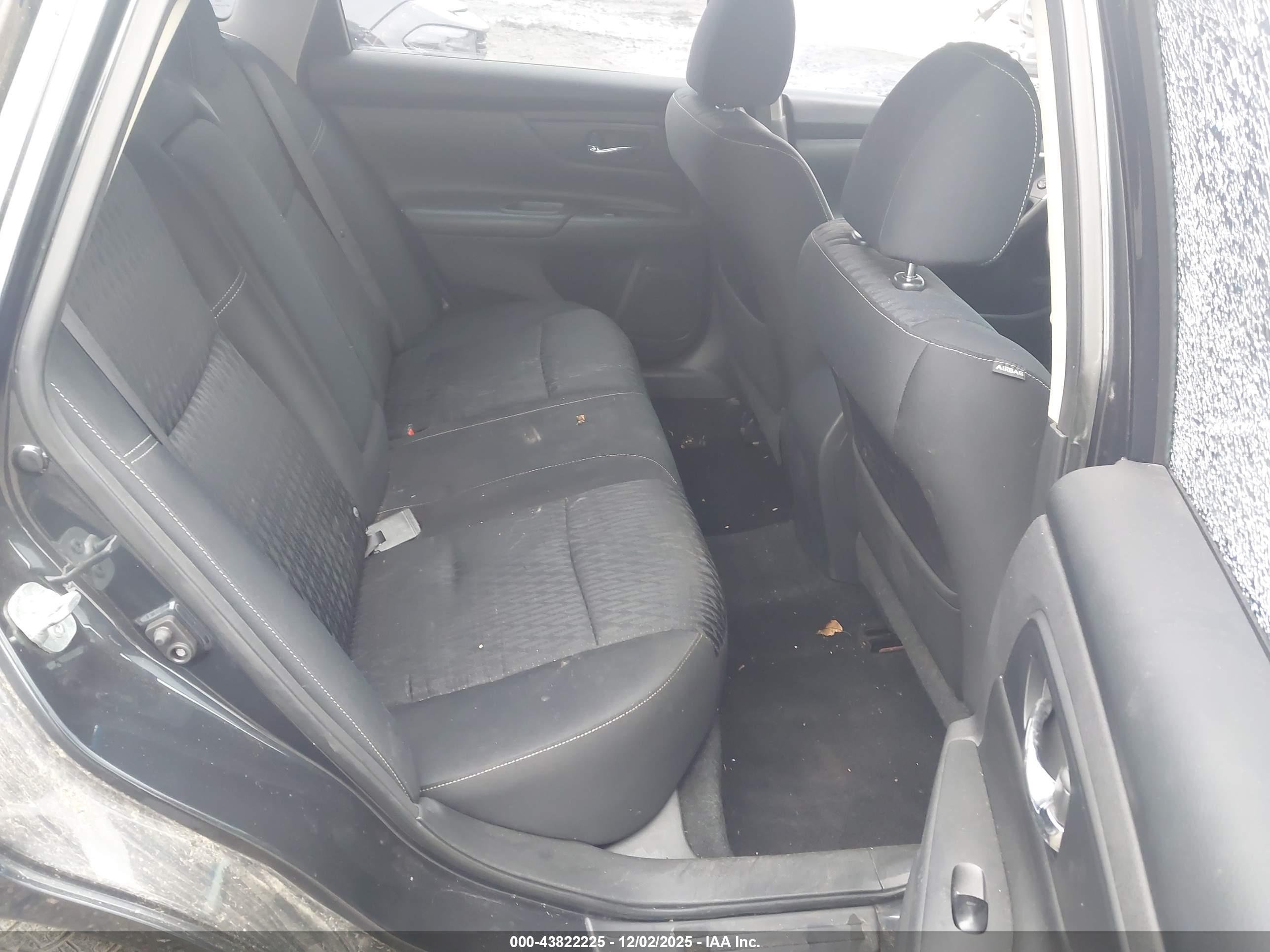 NISSAN ALTIMA image 8
