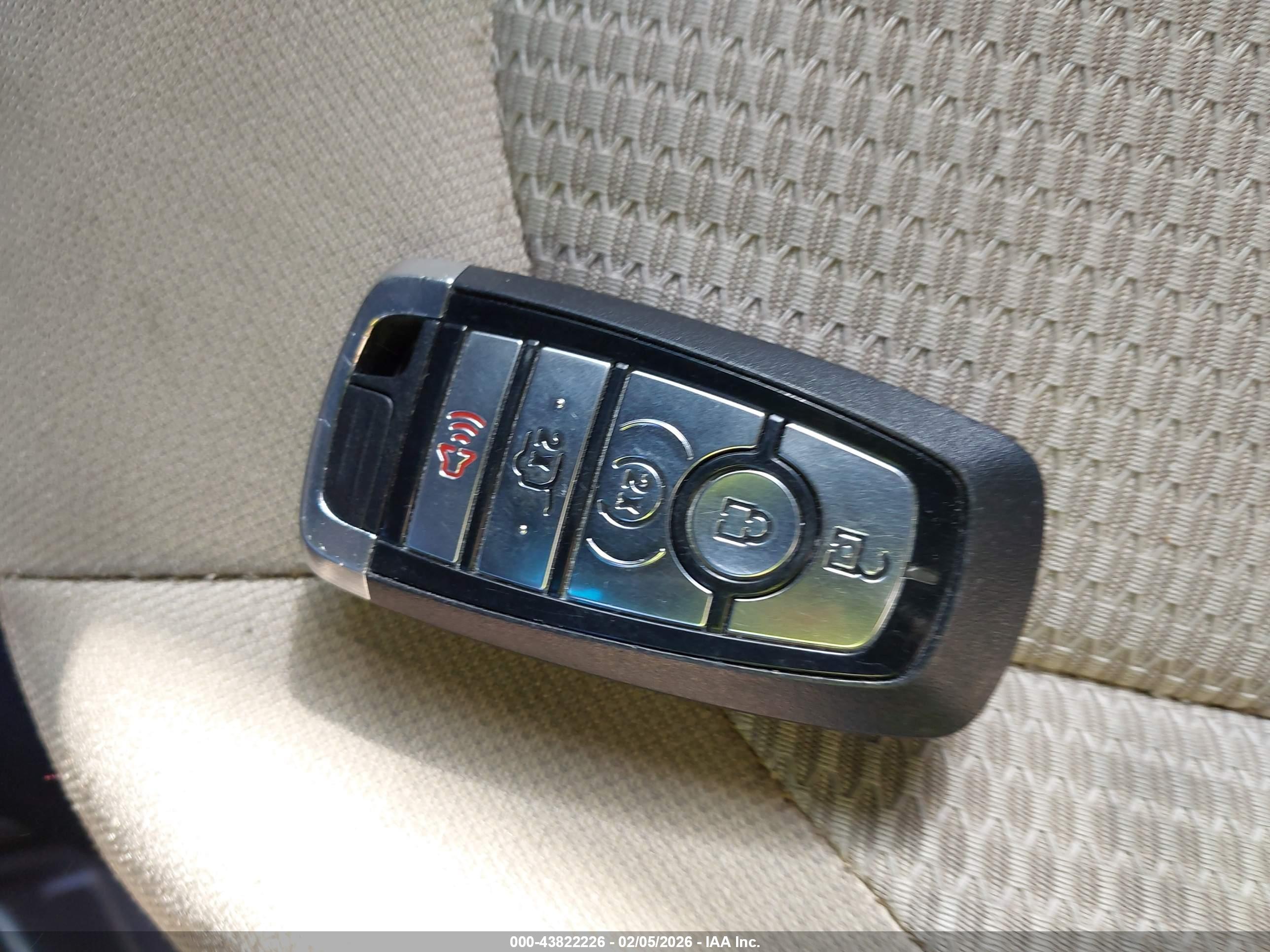 FORD EXPLORER image 11