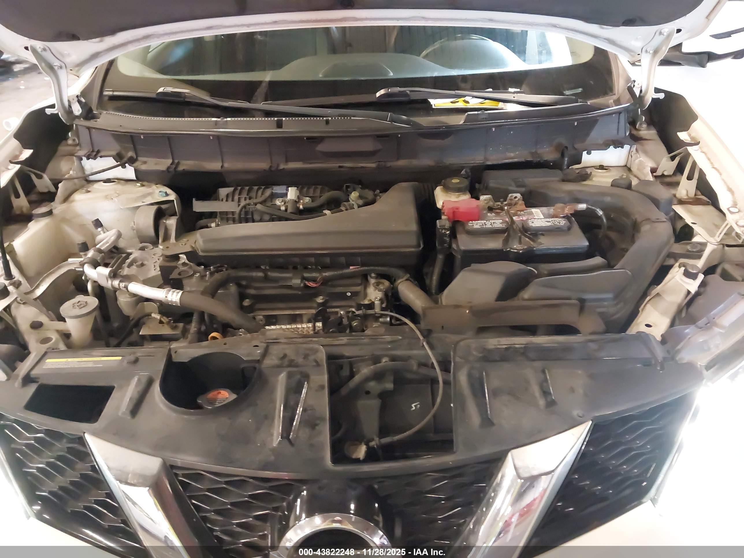 NISSAN ROGUE image 10