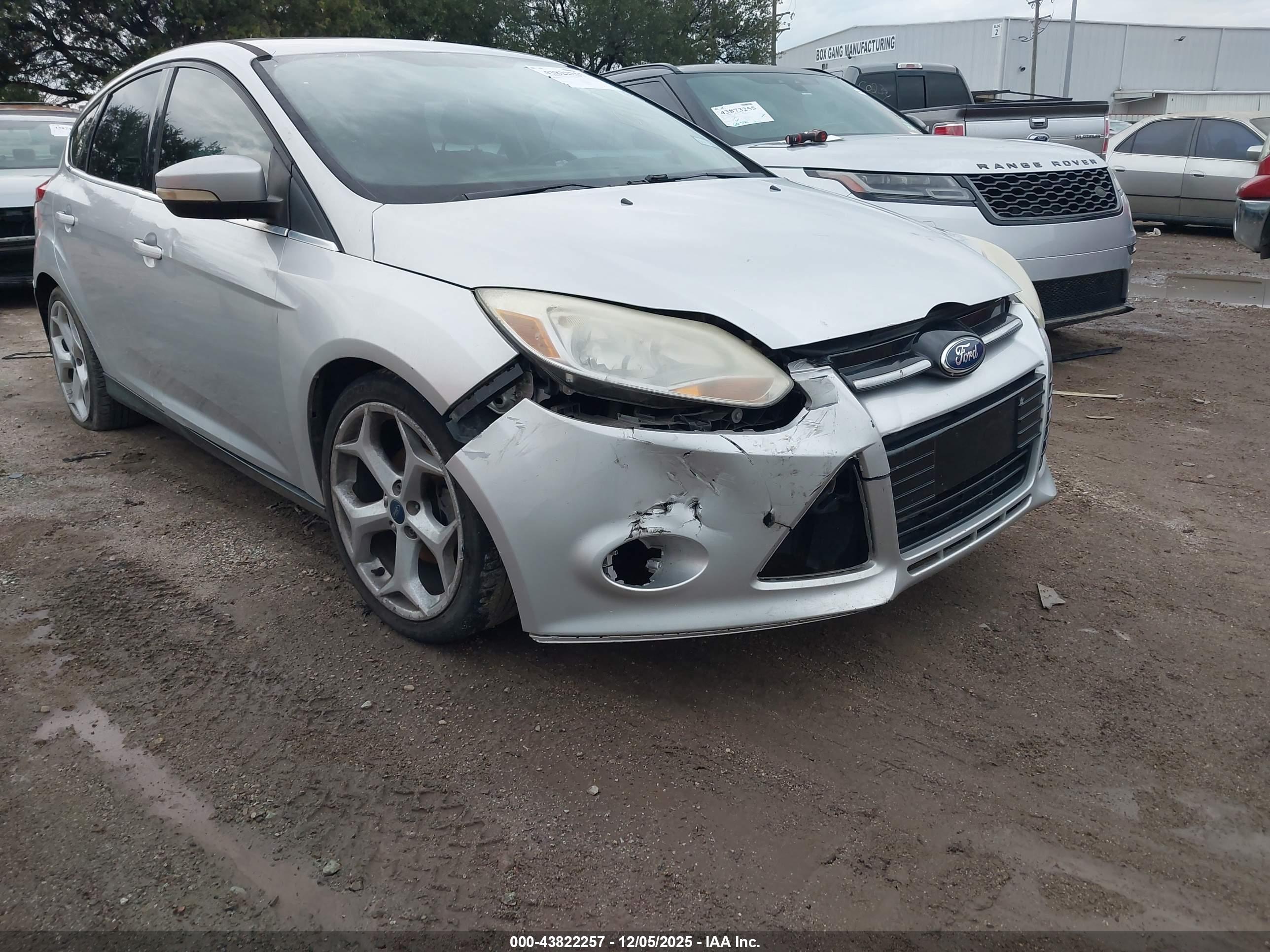FORD FOCUS image 6