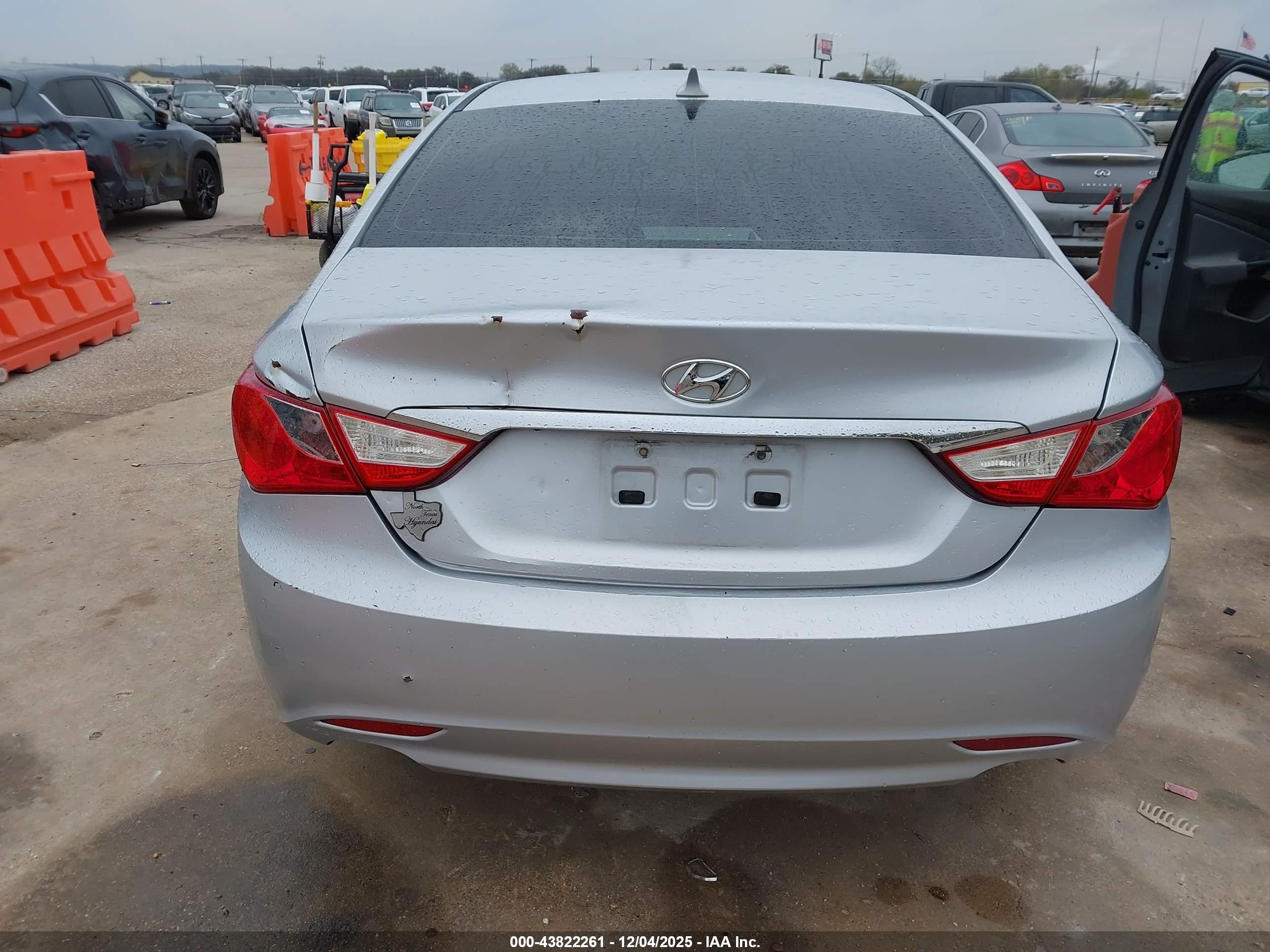 HYUNDAI SONATA image 6