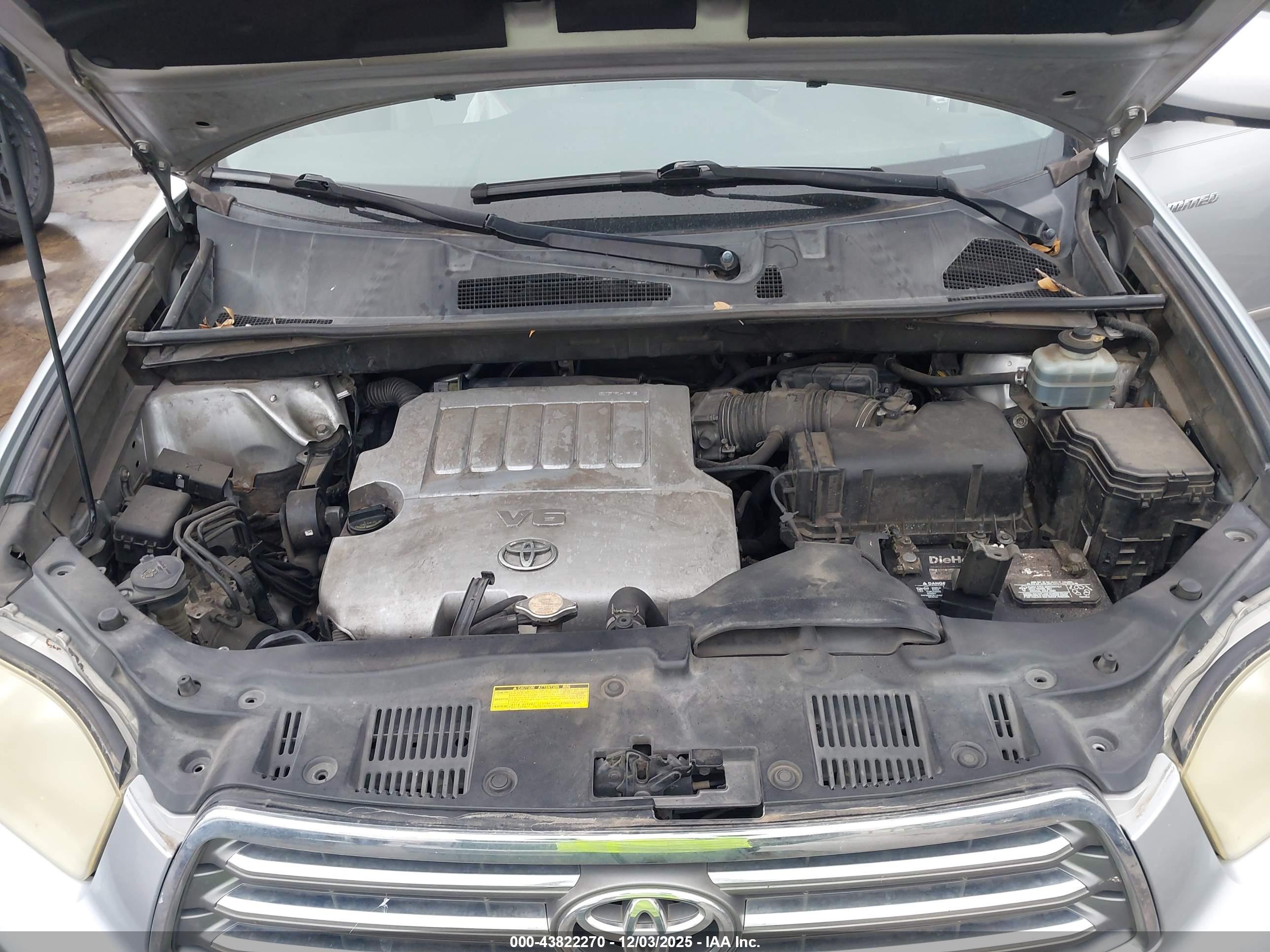 TOYOTA HIGHLANDER image 10