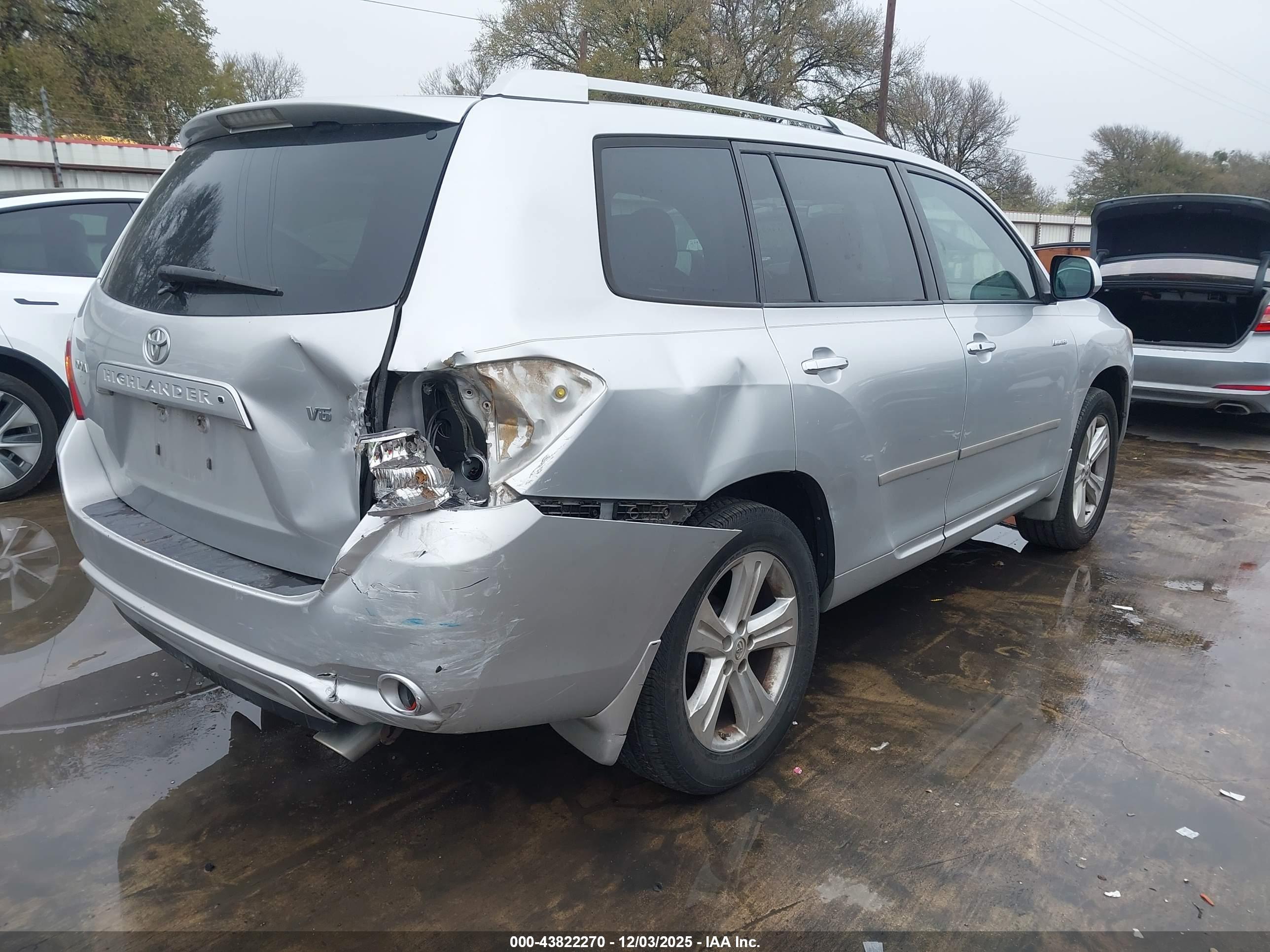 TOYOTA HIGHLANDER image 4