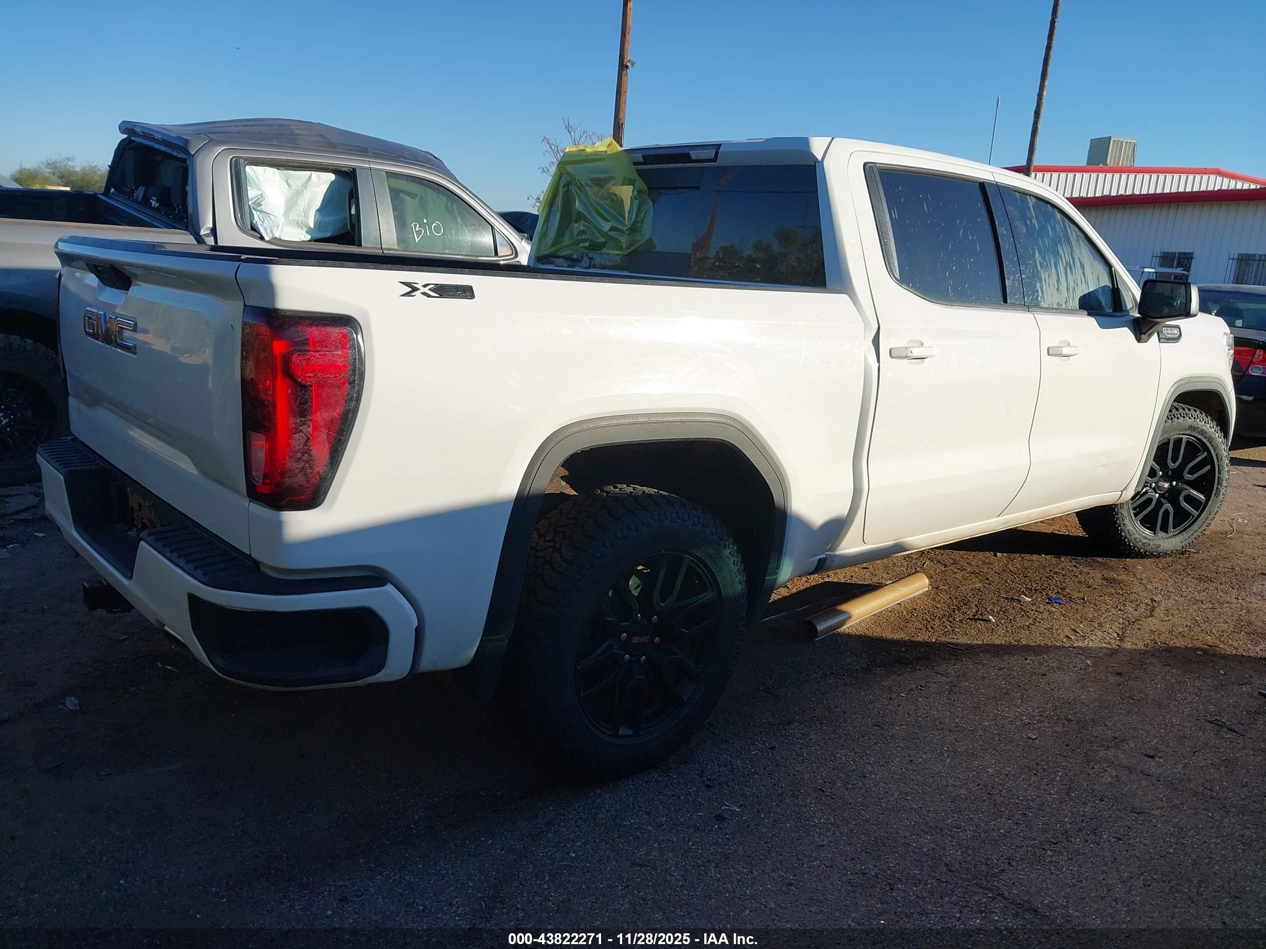 GMC SIERRA image 4