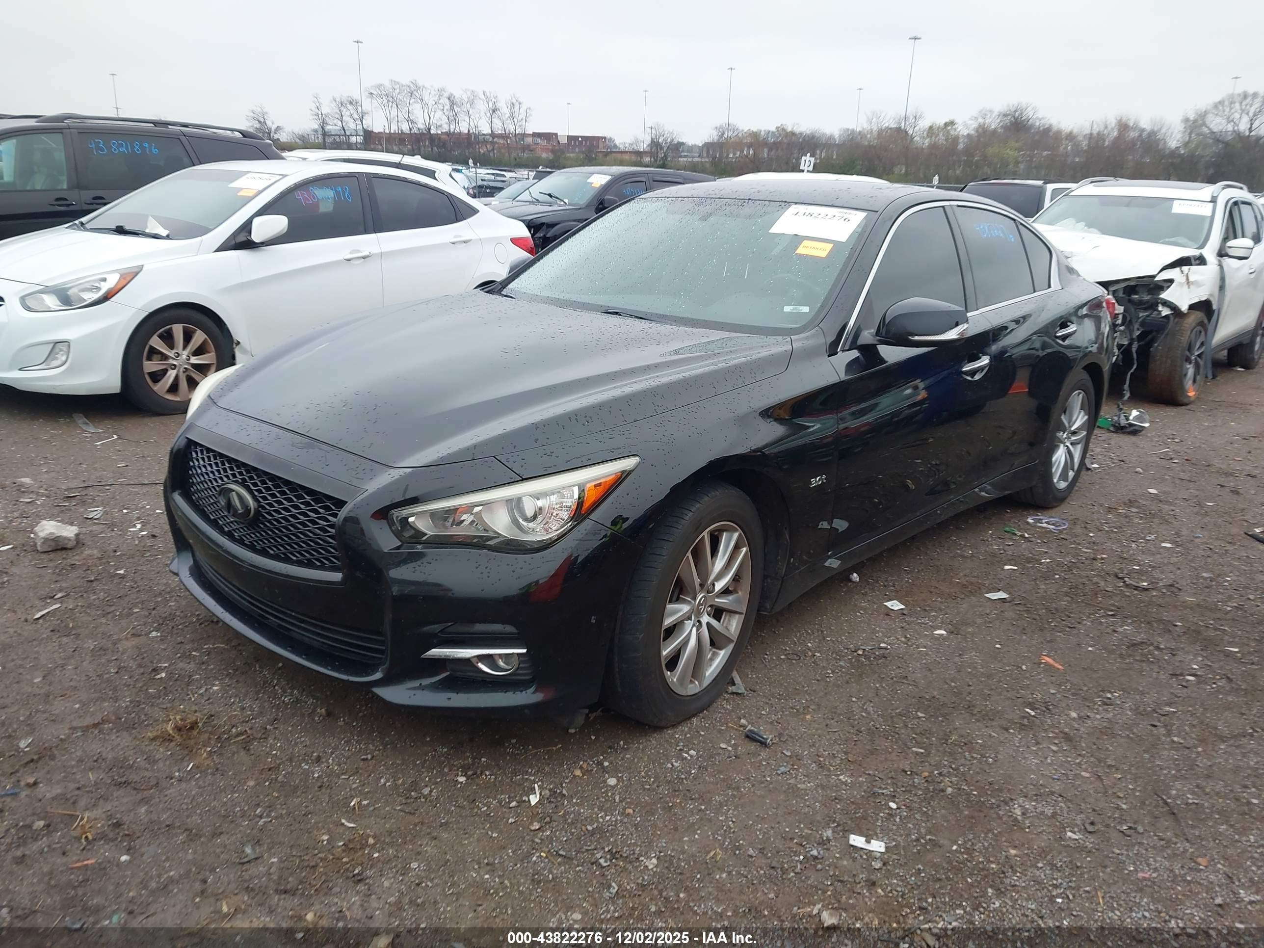 INFINITI Q50 image 2