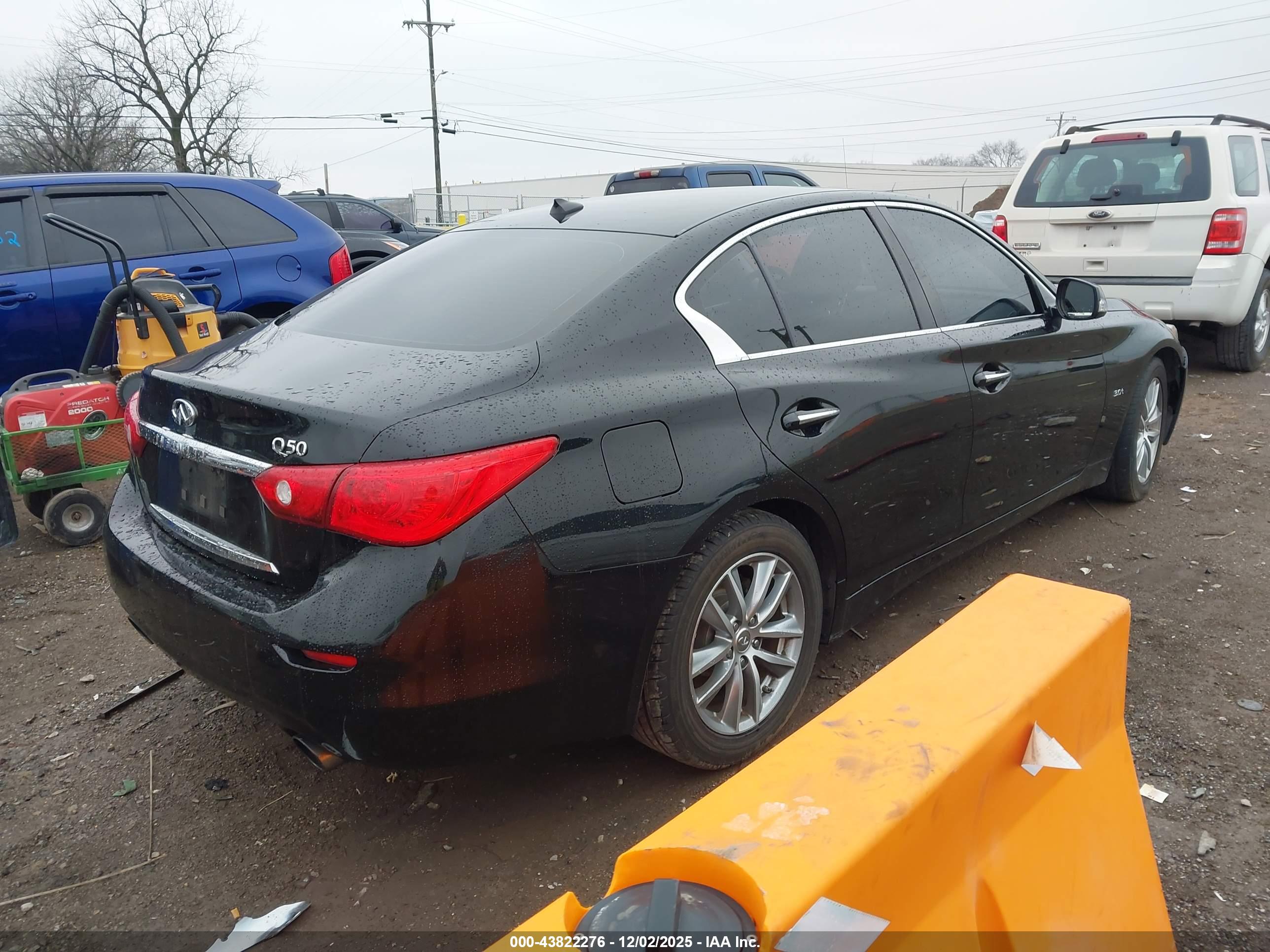 INFINITI Q50 image 4