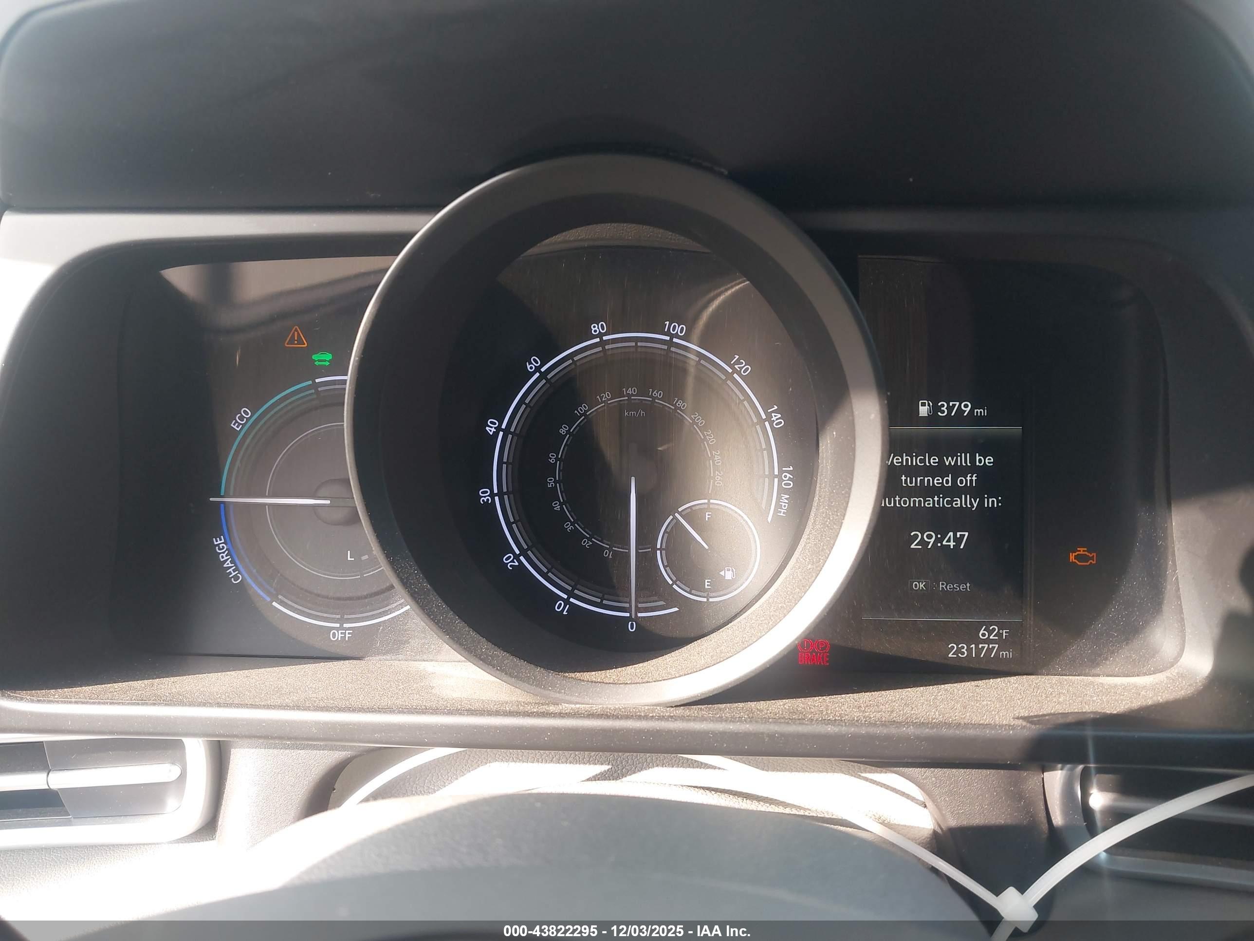 HYUNDAI ELANTRA image 7