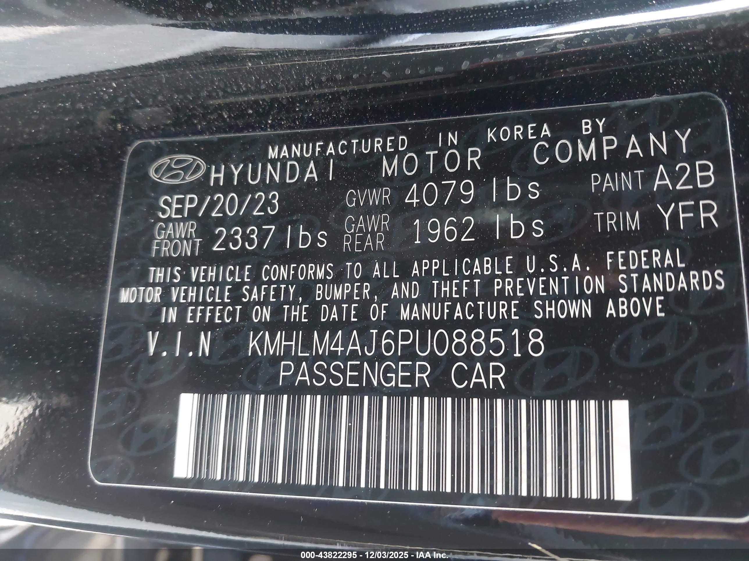 HYUNDAI ELANTRA image 9