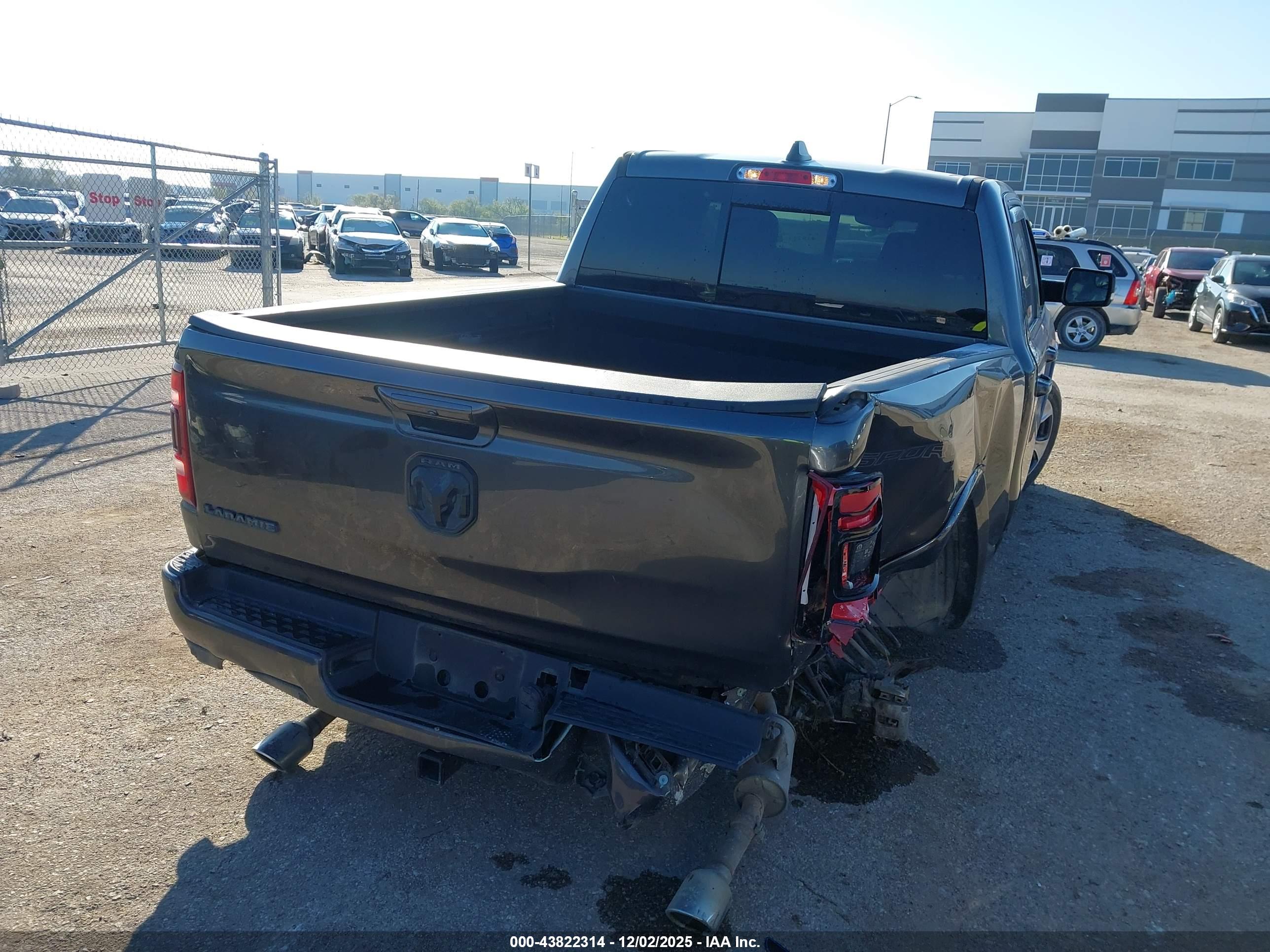 RAM 1500 image 4