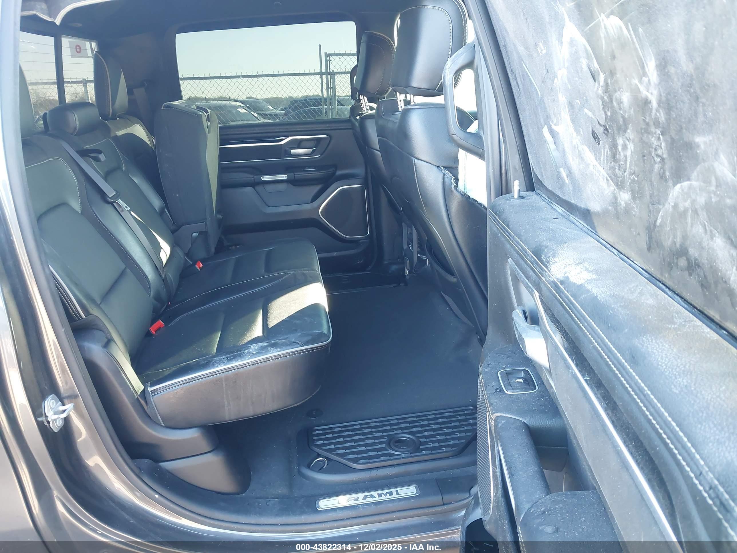 RAM 1500 image 8