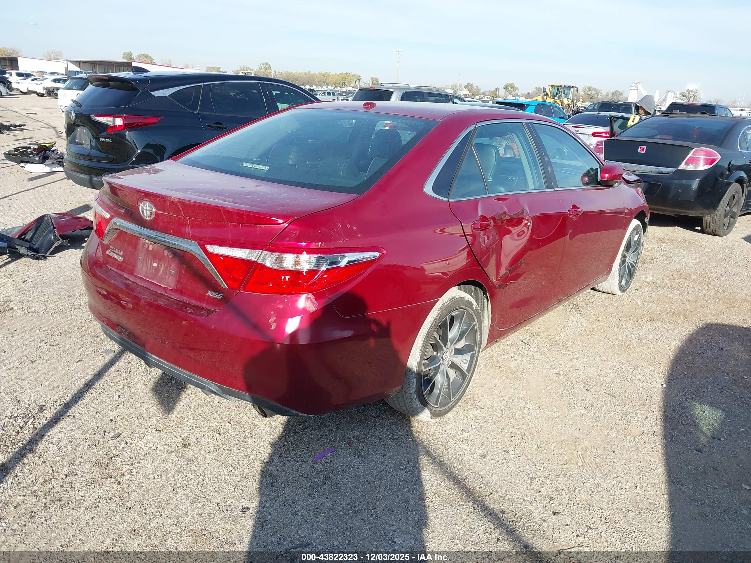 TOYOTA CAMRY image 4