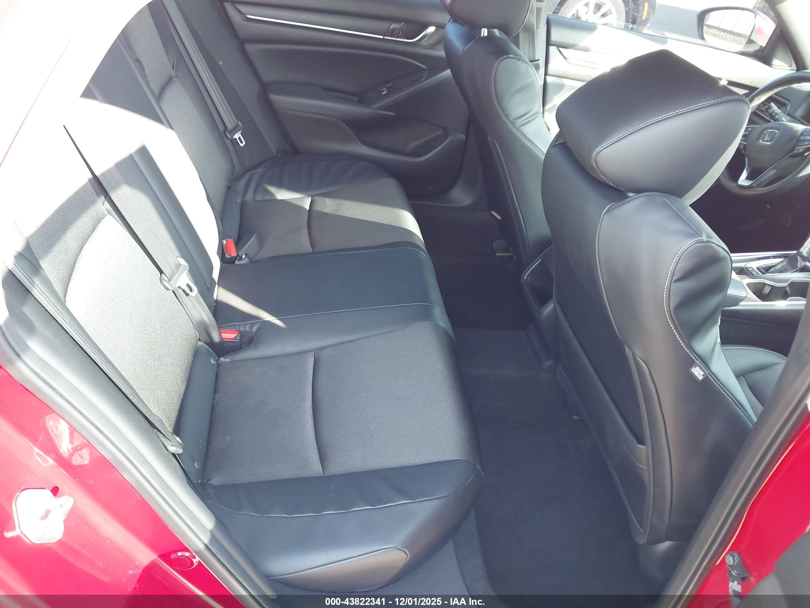 HONDA ACCORD image 8