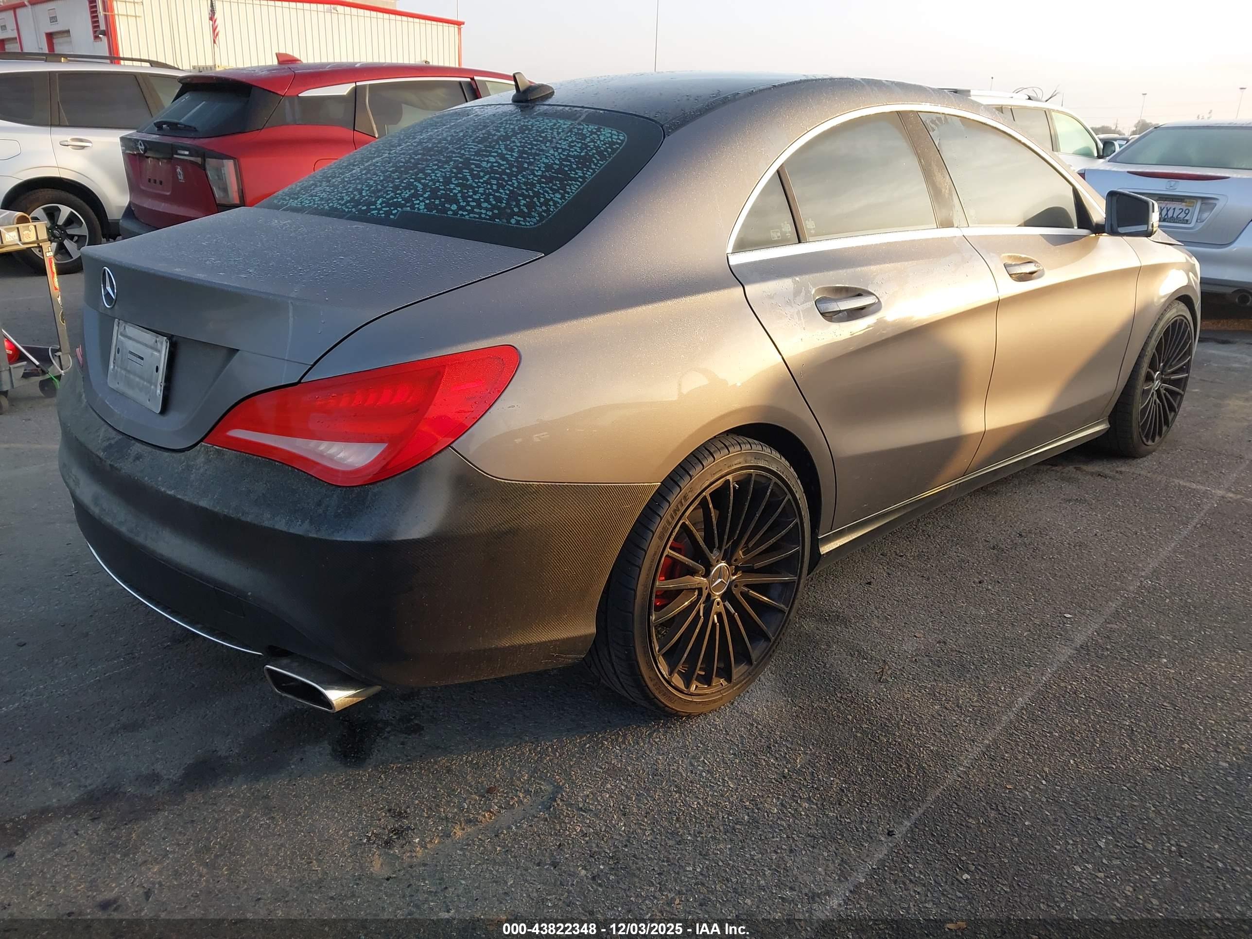 MERCEDES-BENZ CLA image 4