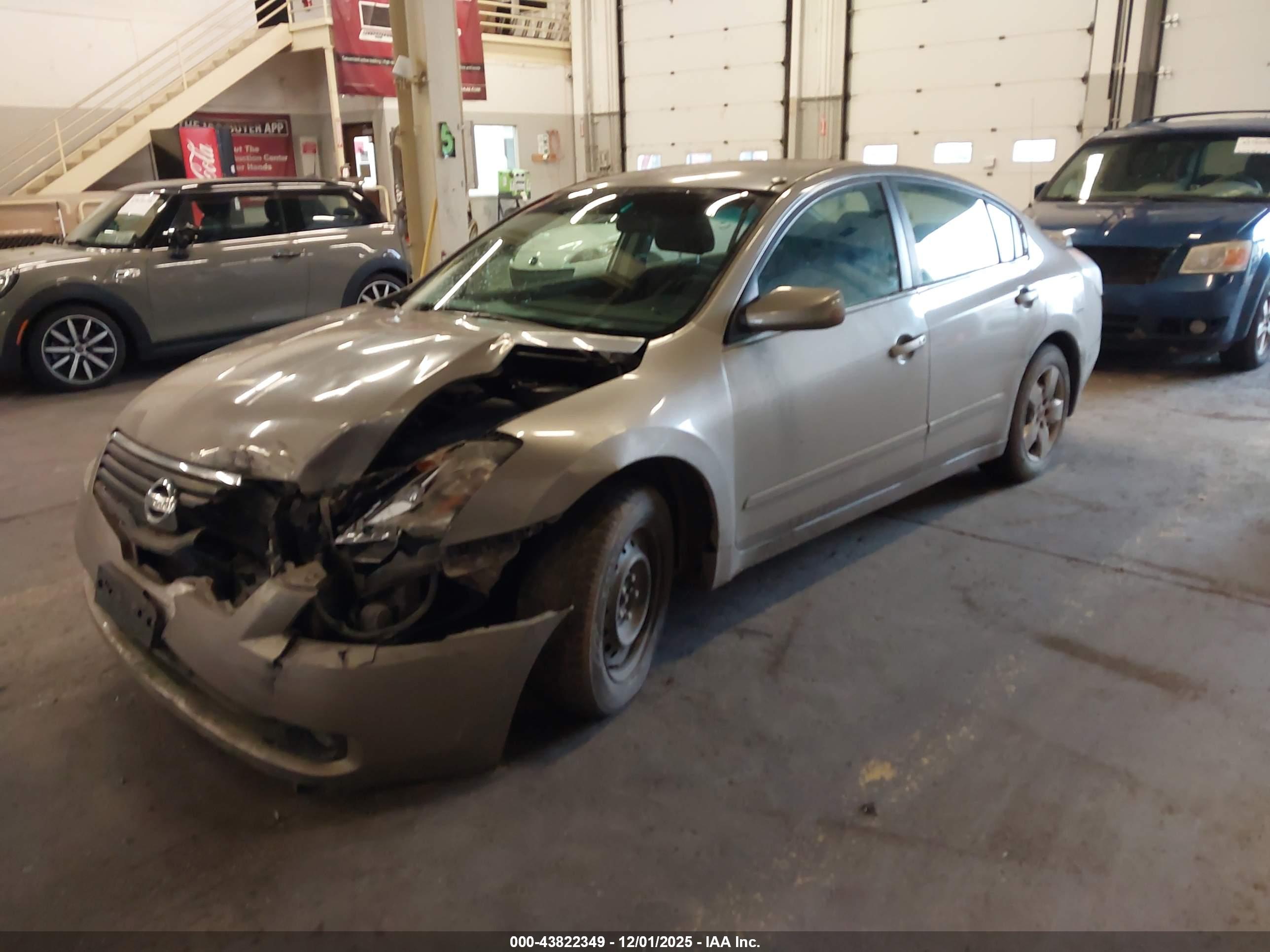 NISSAN ALTIMA image 2