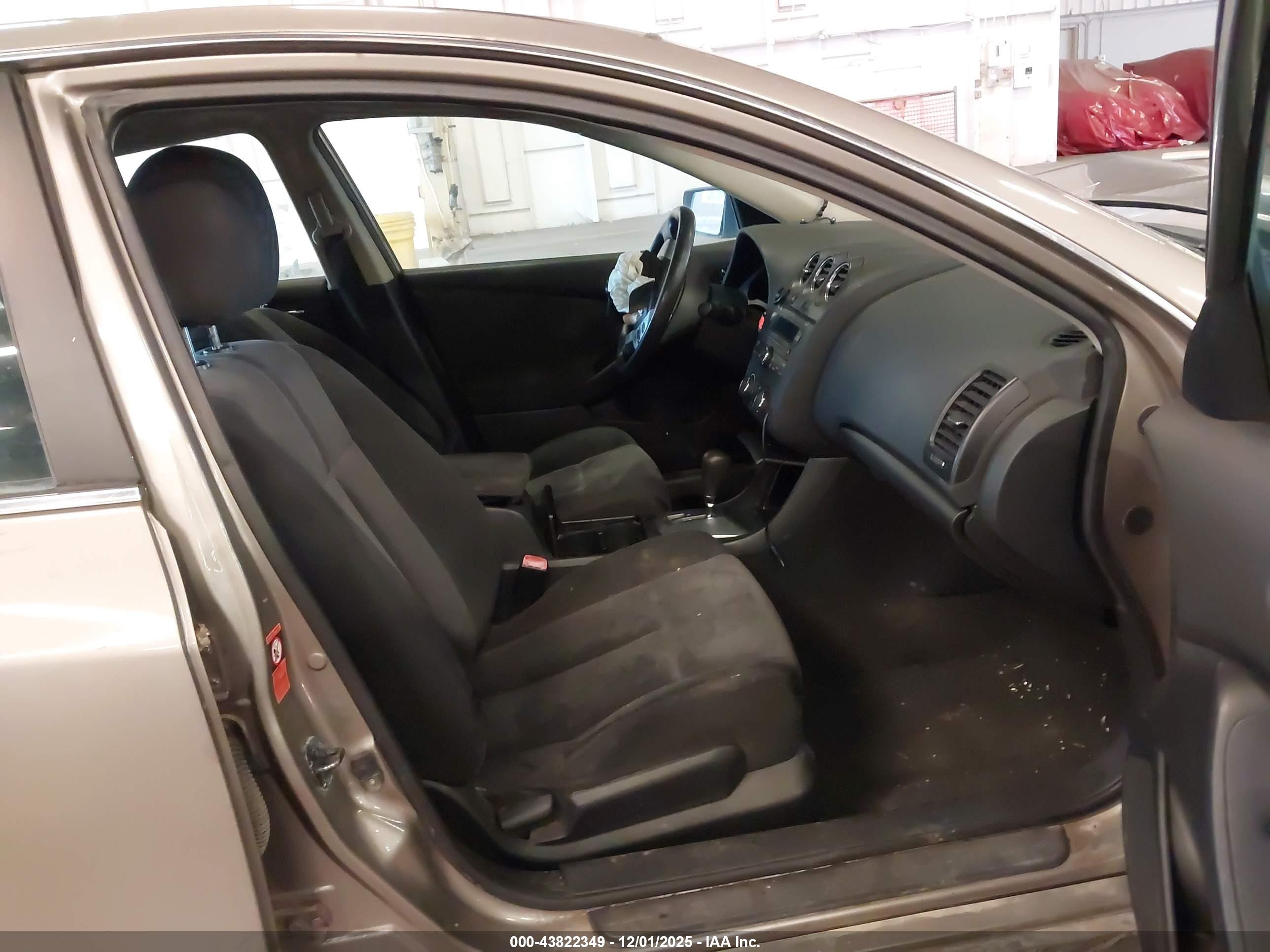 NISSAN ALTIMA image 5