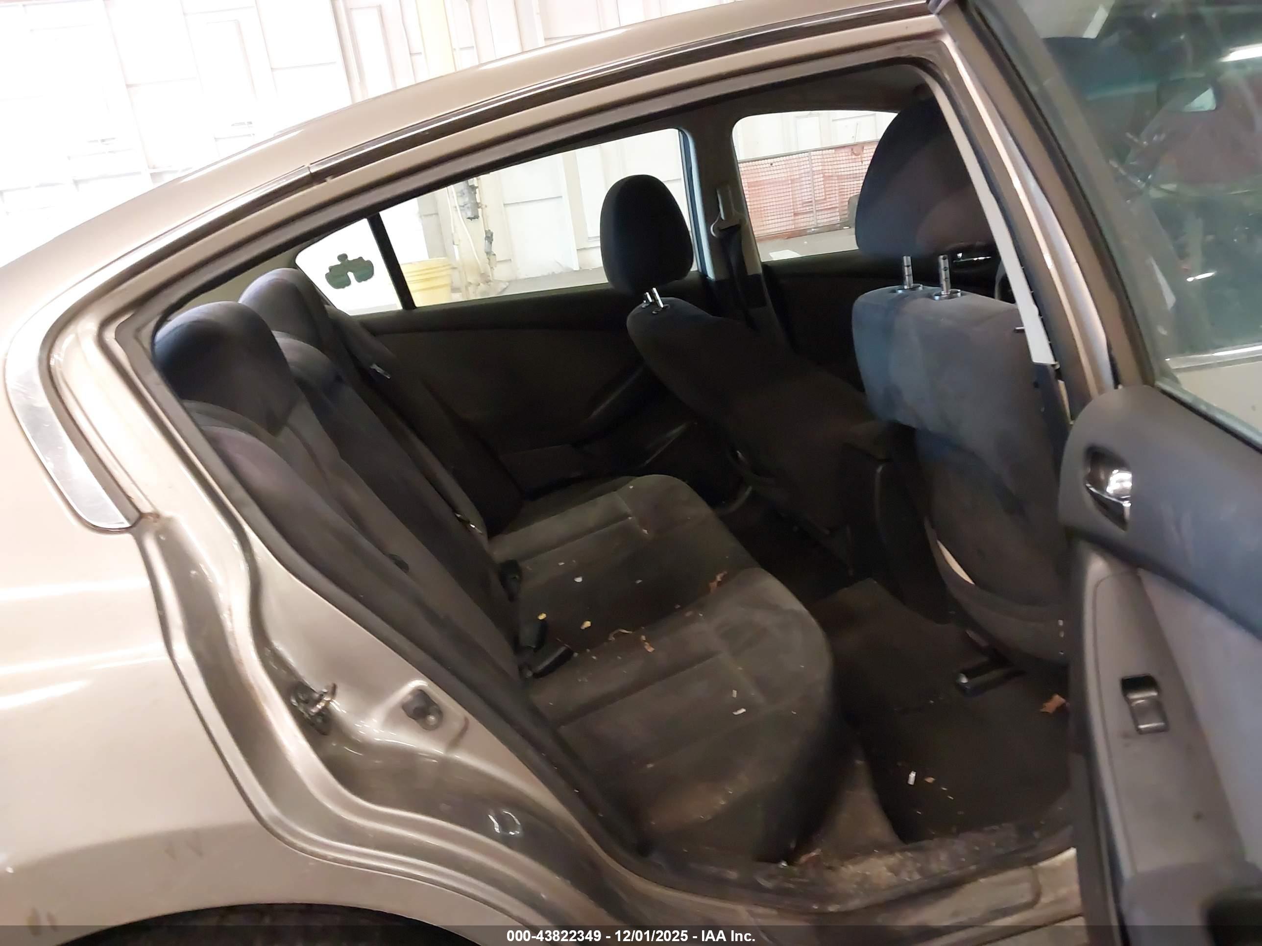 NISSAN ALTIMA image 8