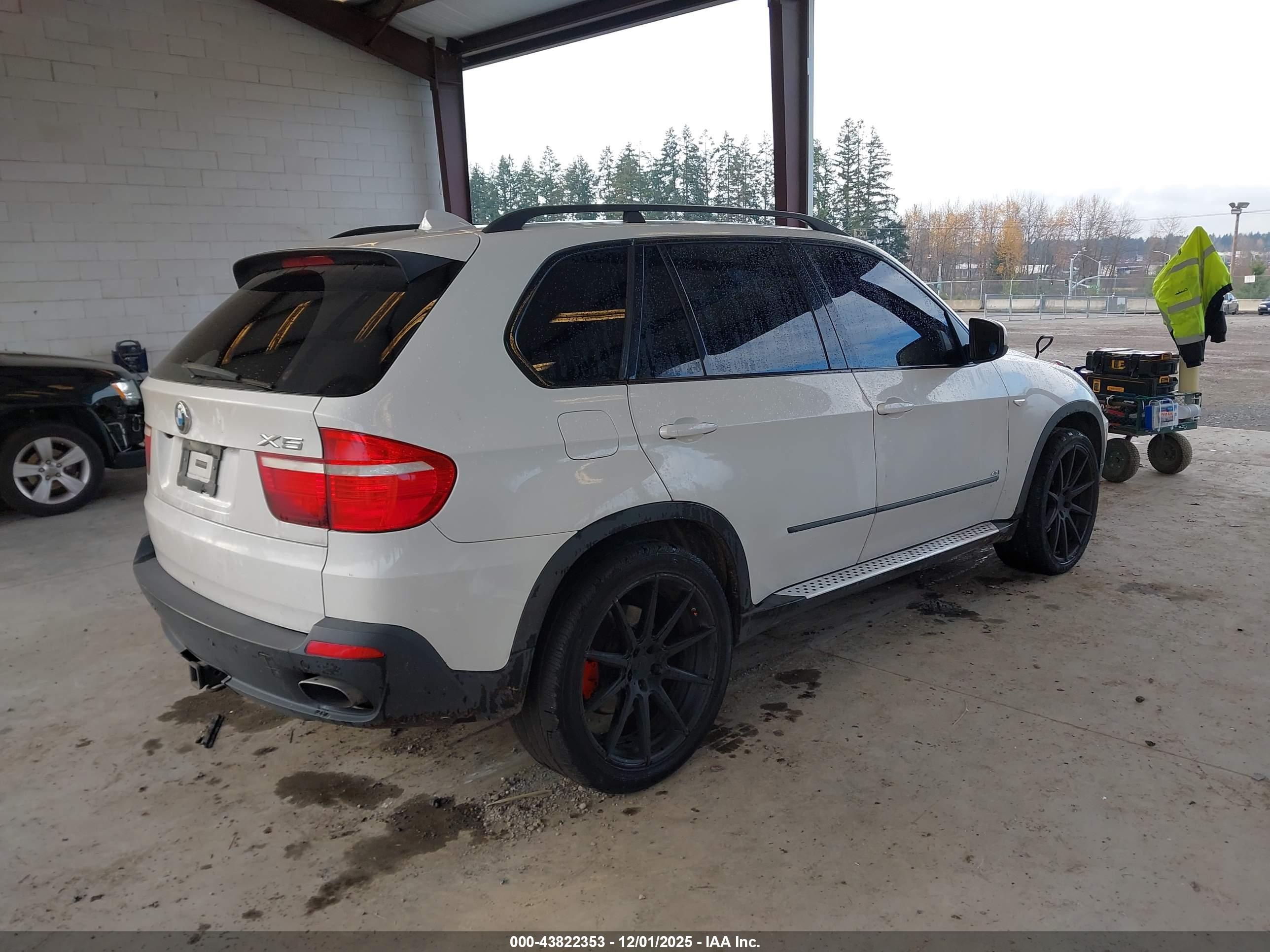 BMW X5 image 4