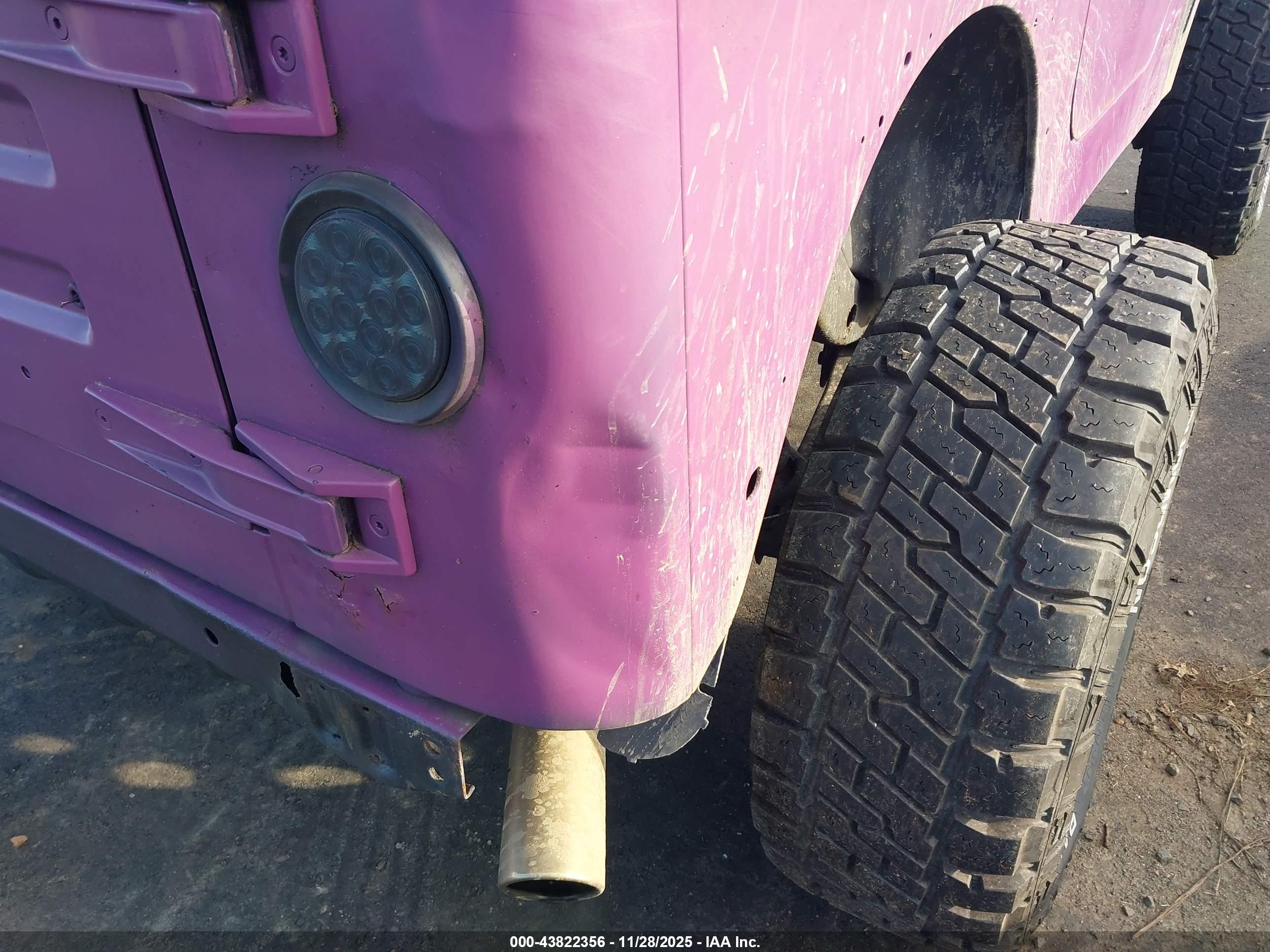JEEP WRANGLER image 6