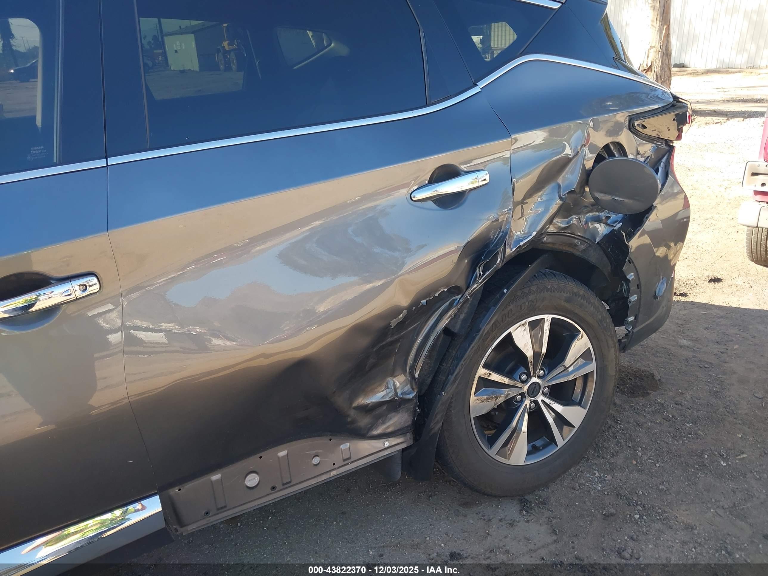 NISSAN MURANO image 6