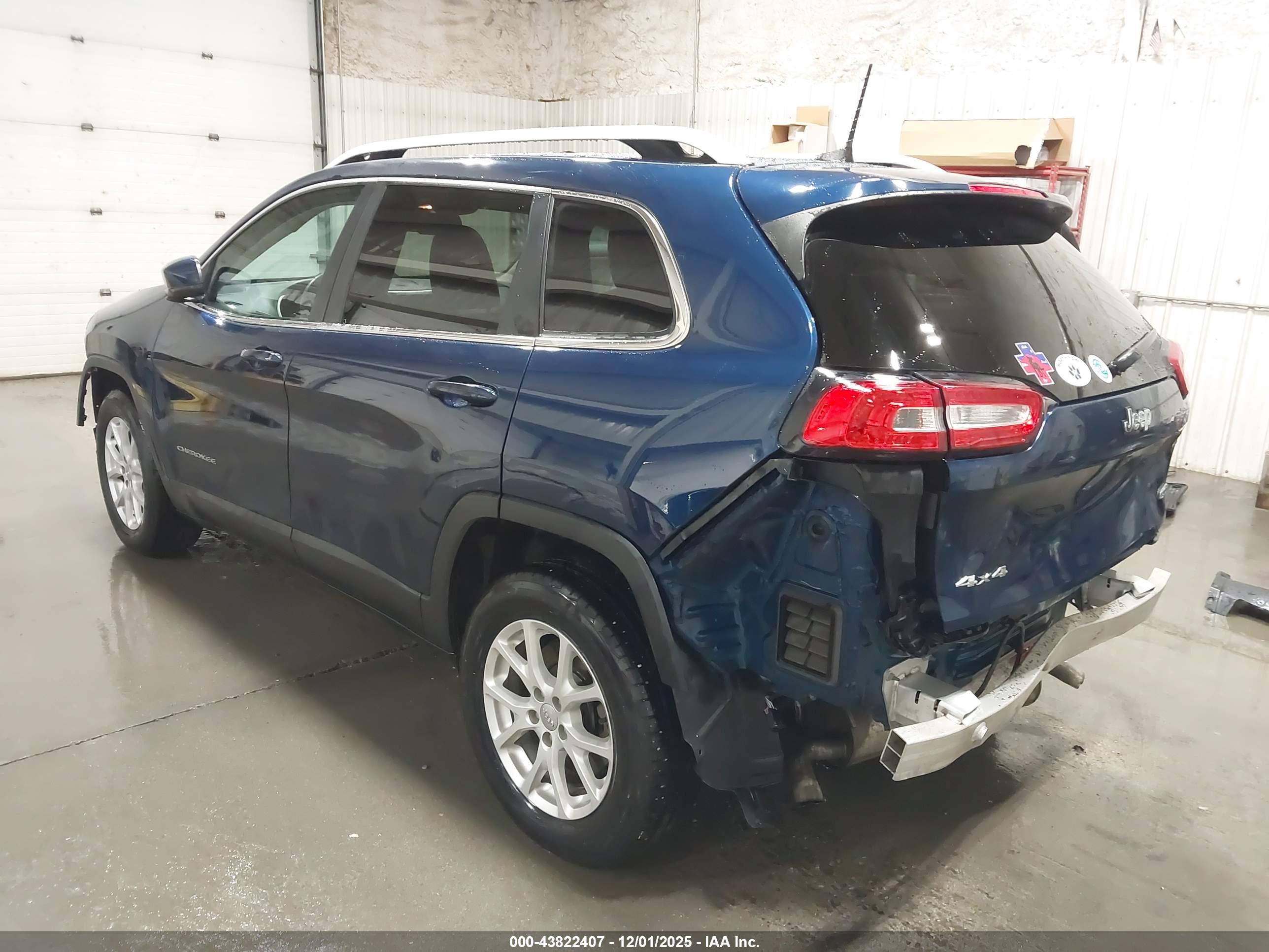 JEEP CHEROKEE image 3