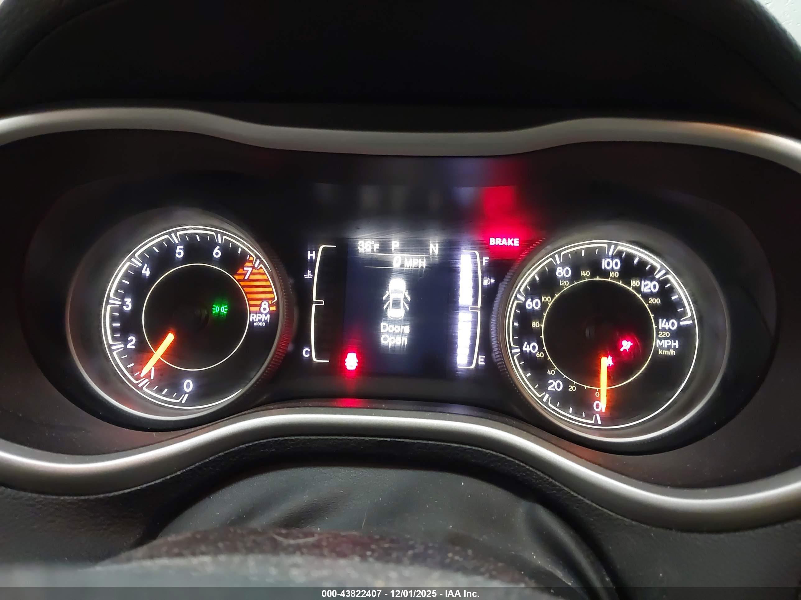 JEEP CHEROKEE image 7