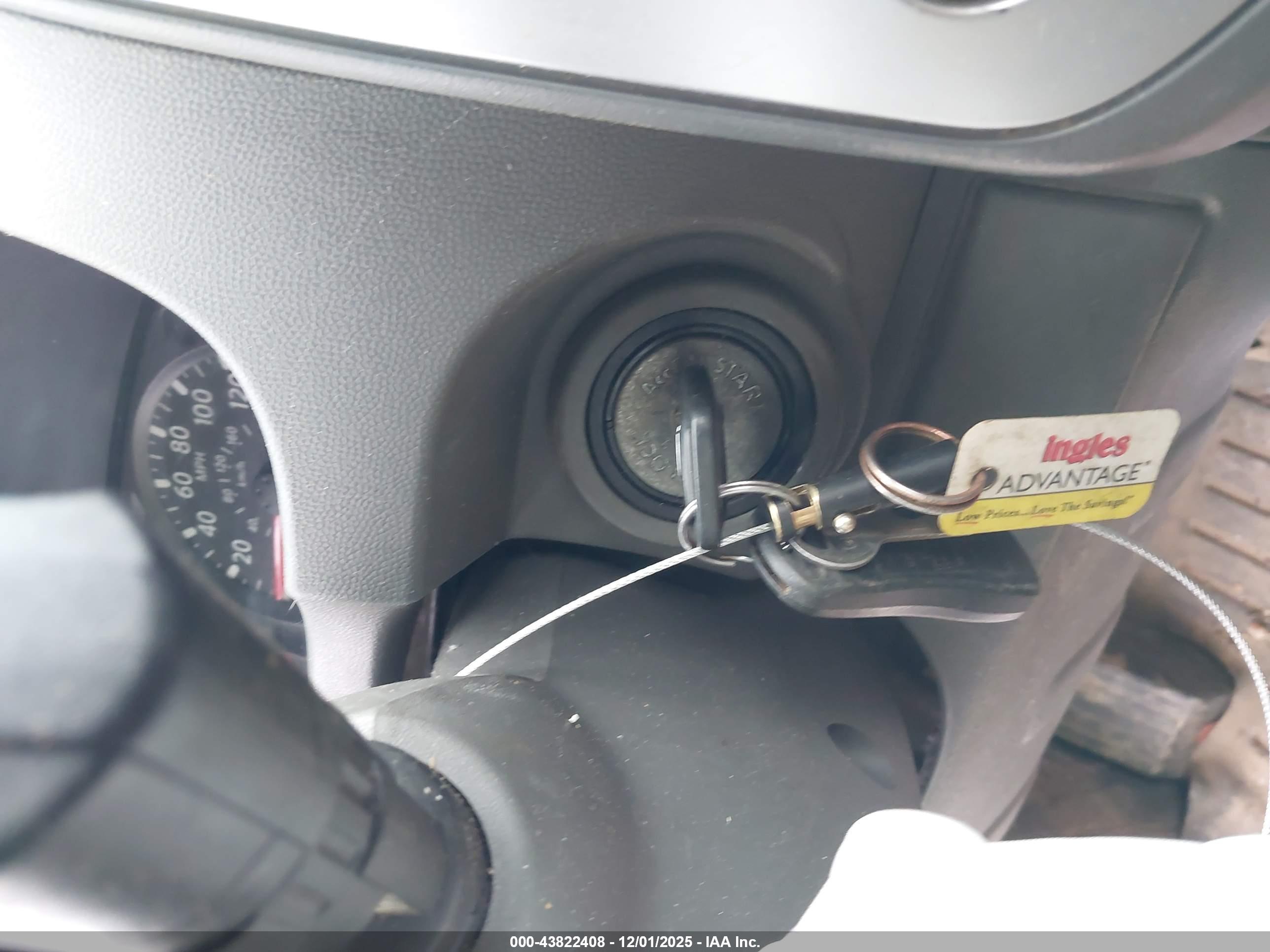NISSAN FRONTIER image 11