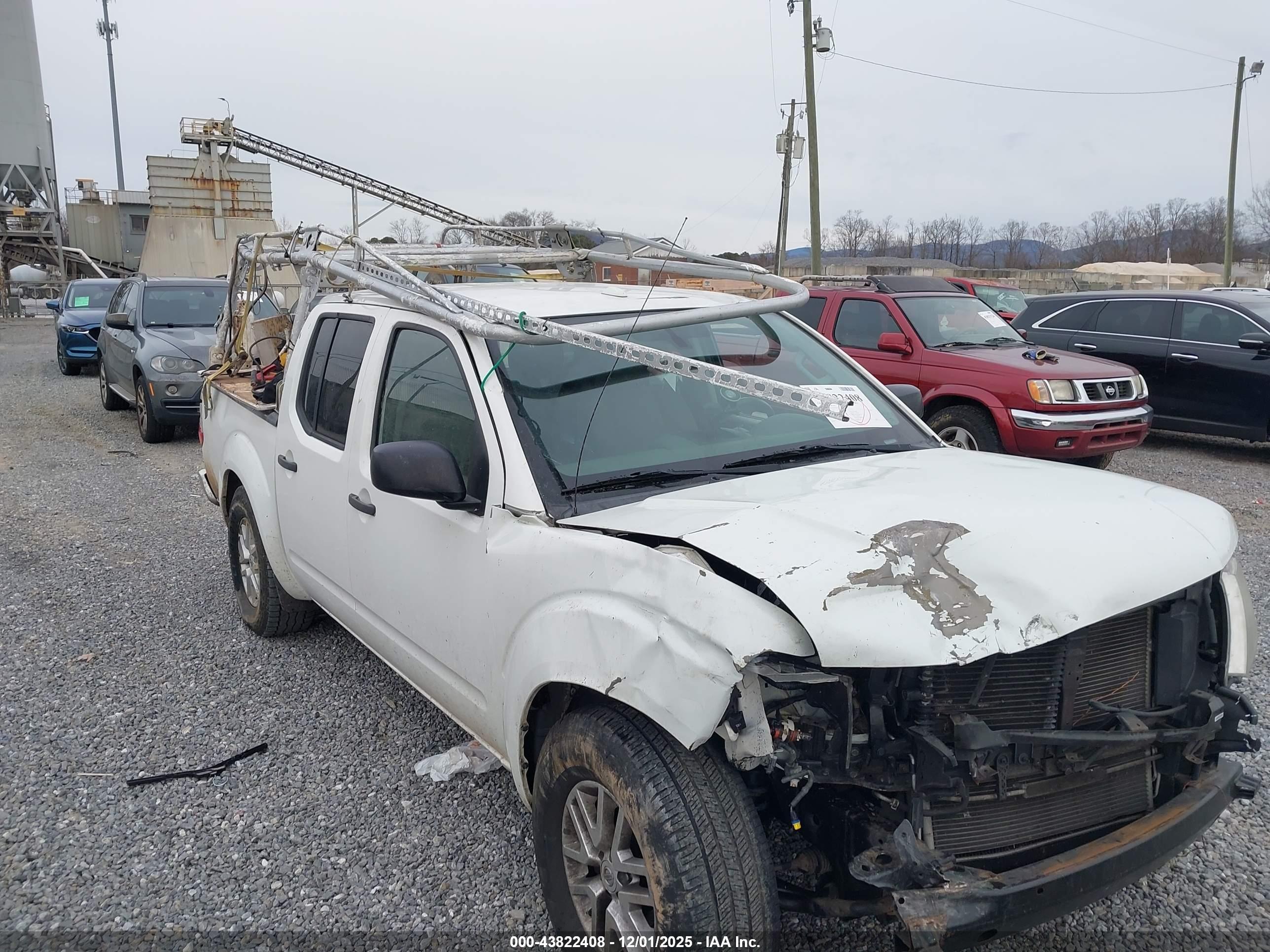 NISSAN FRONTIER image 6