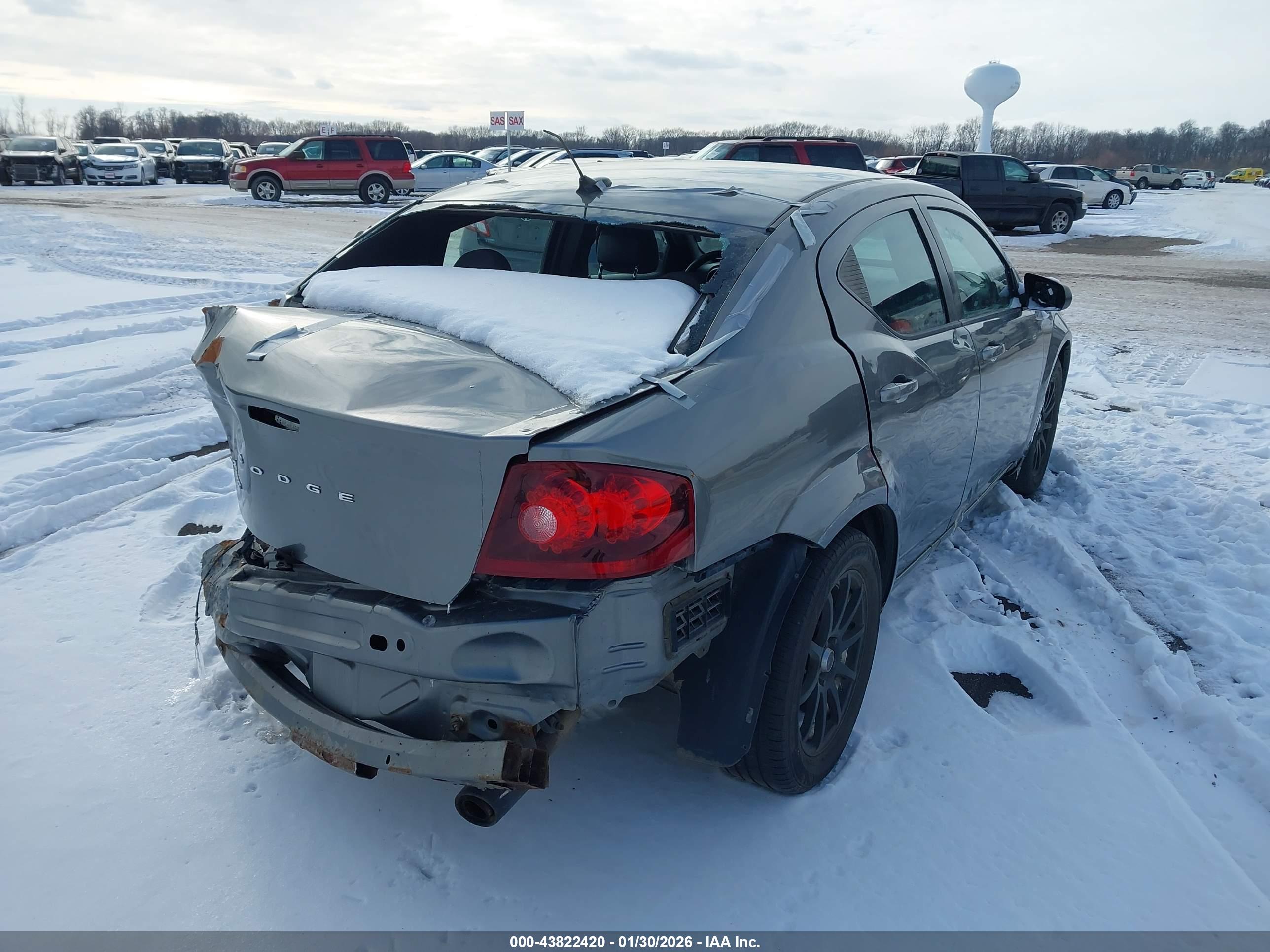 DODGE AVENGER image 4