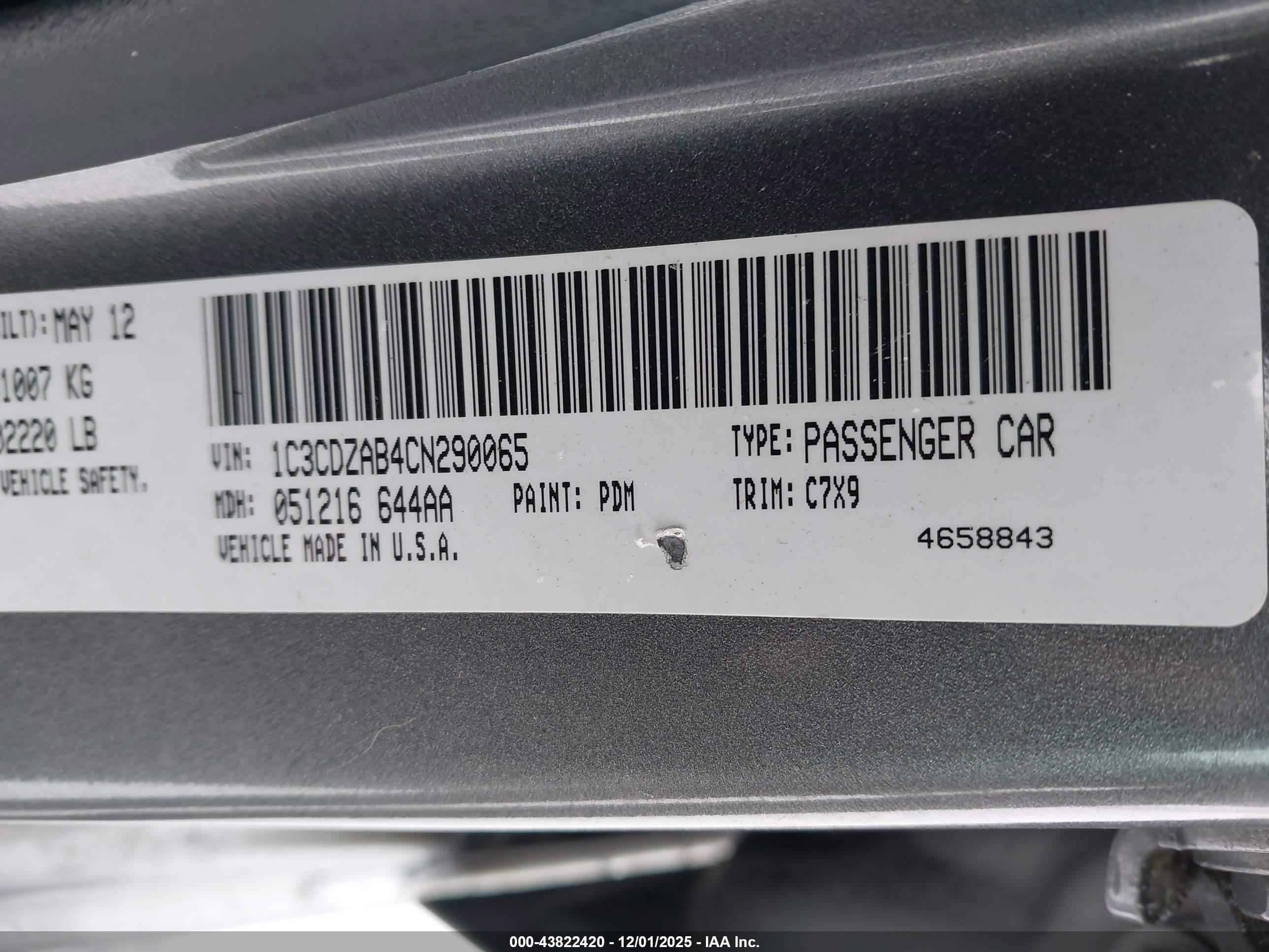 DODGE AVENGER image 9