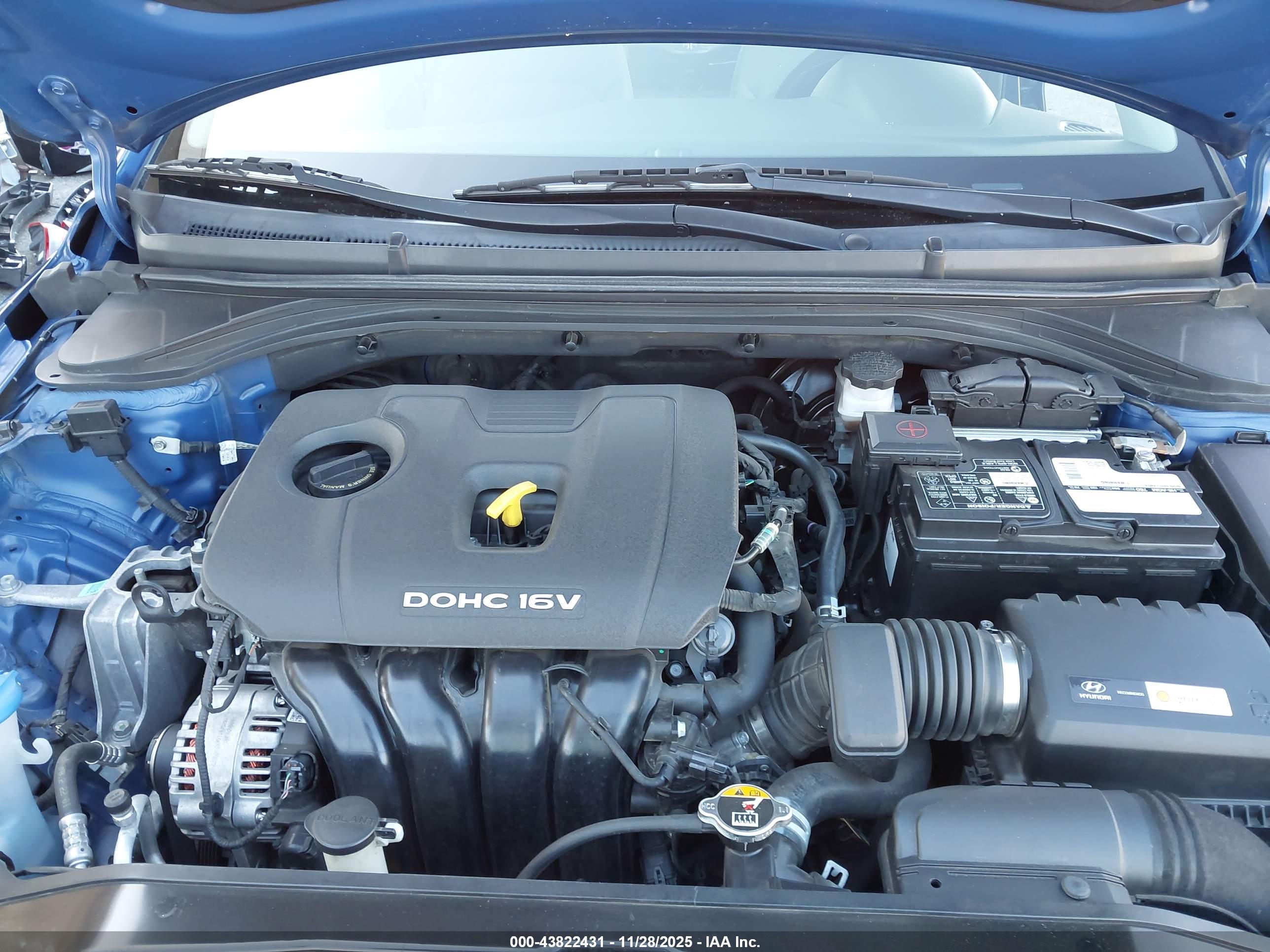 HYUNDAI ELANTRA image 10