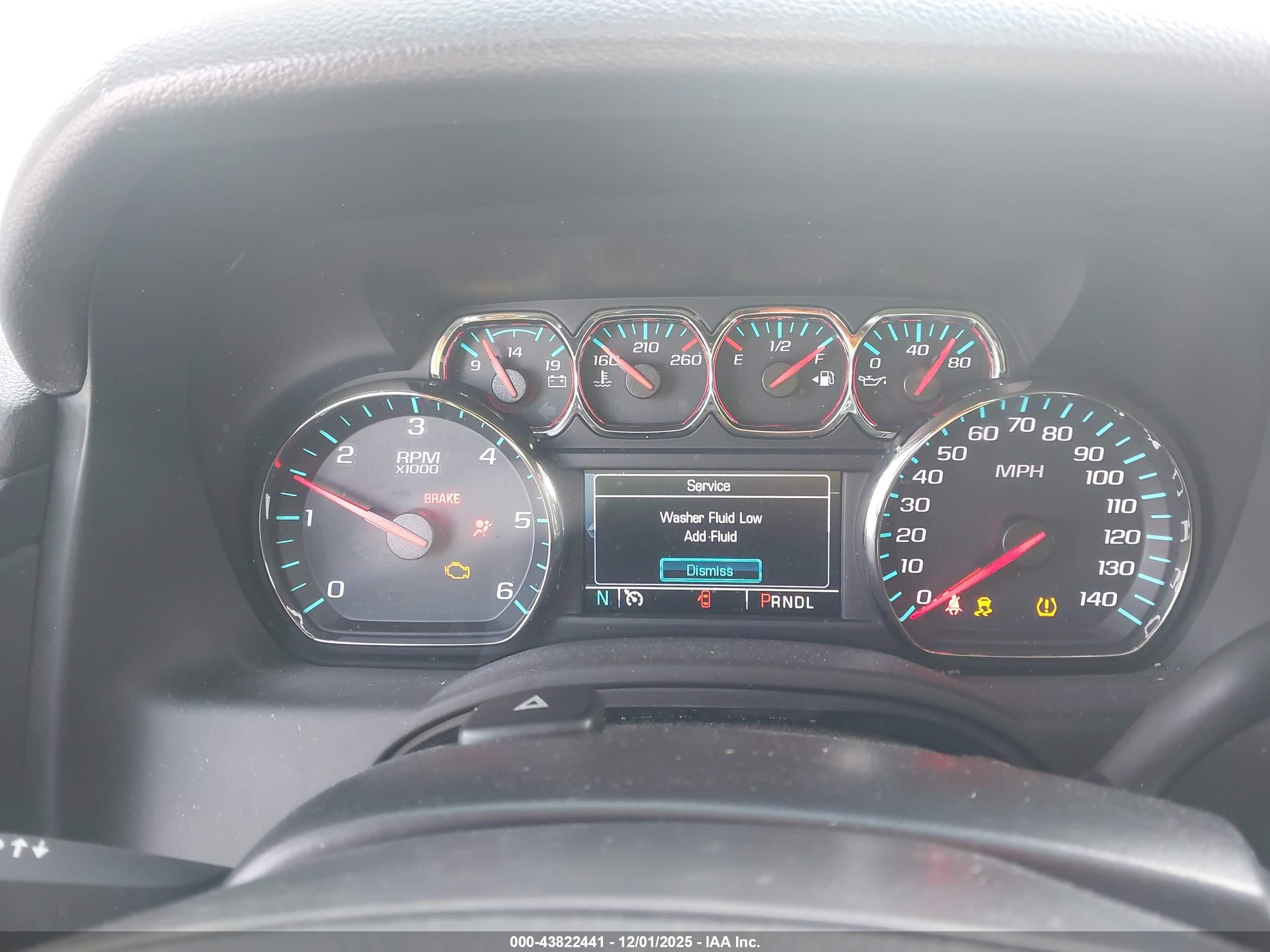 CHEVROLET TAHOE image 7