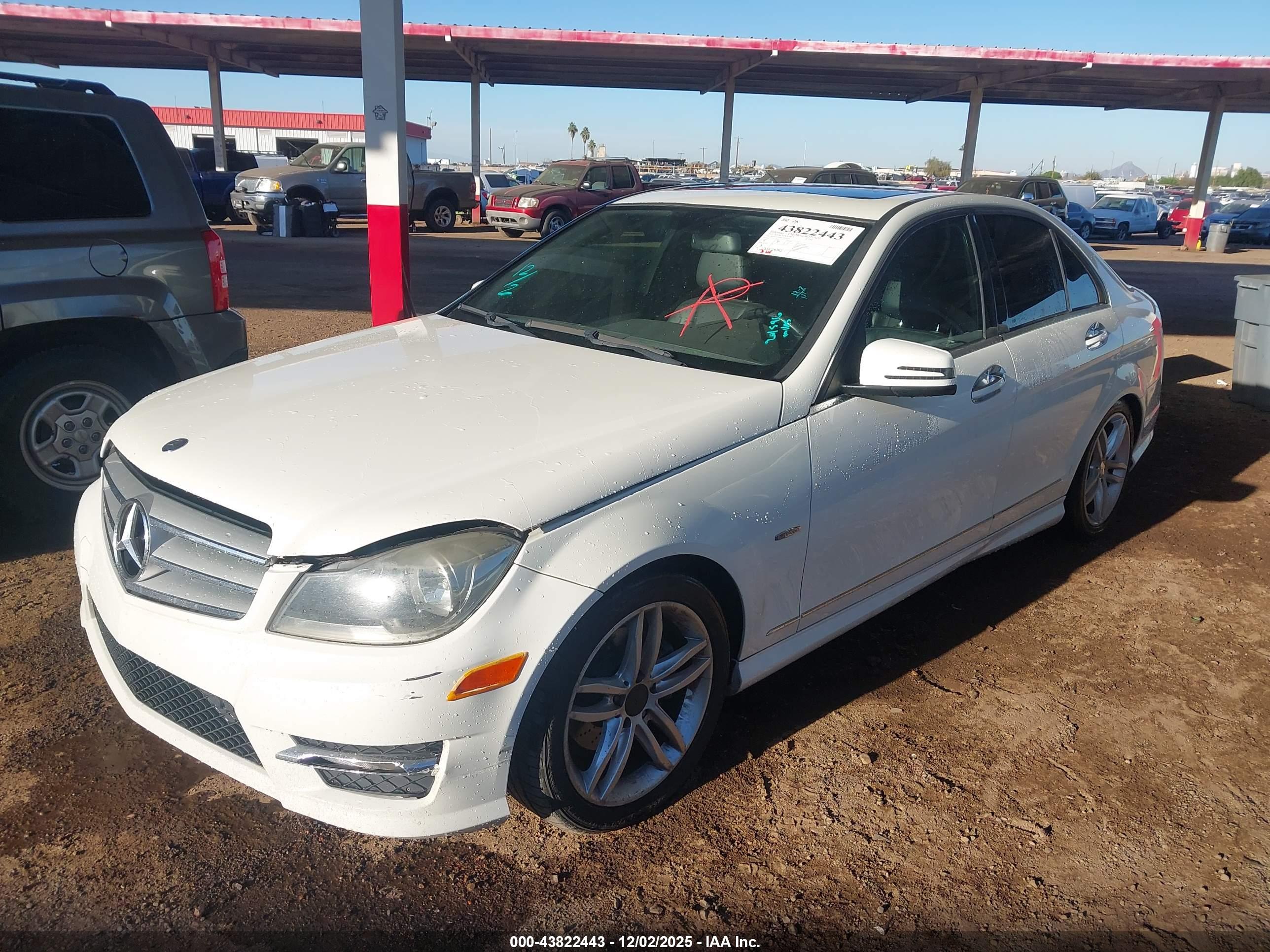 MERCEDES-BENZ C image 2