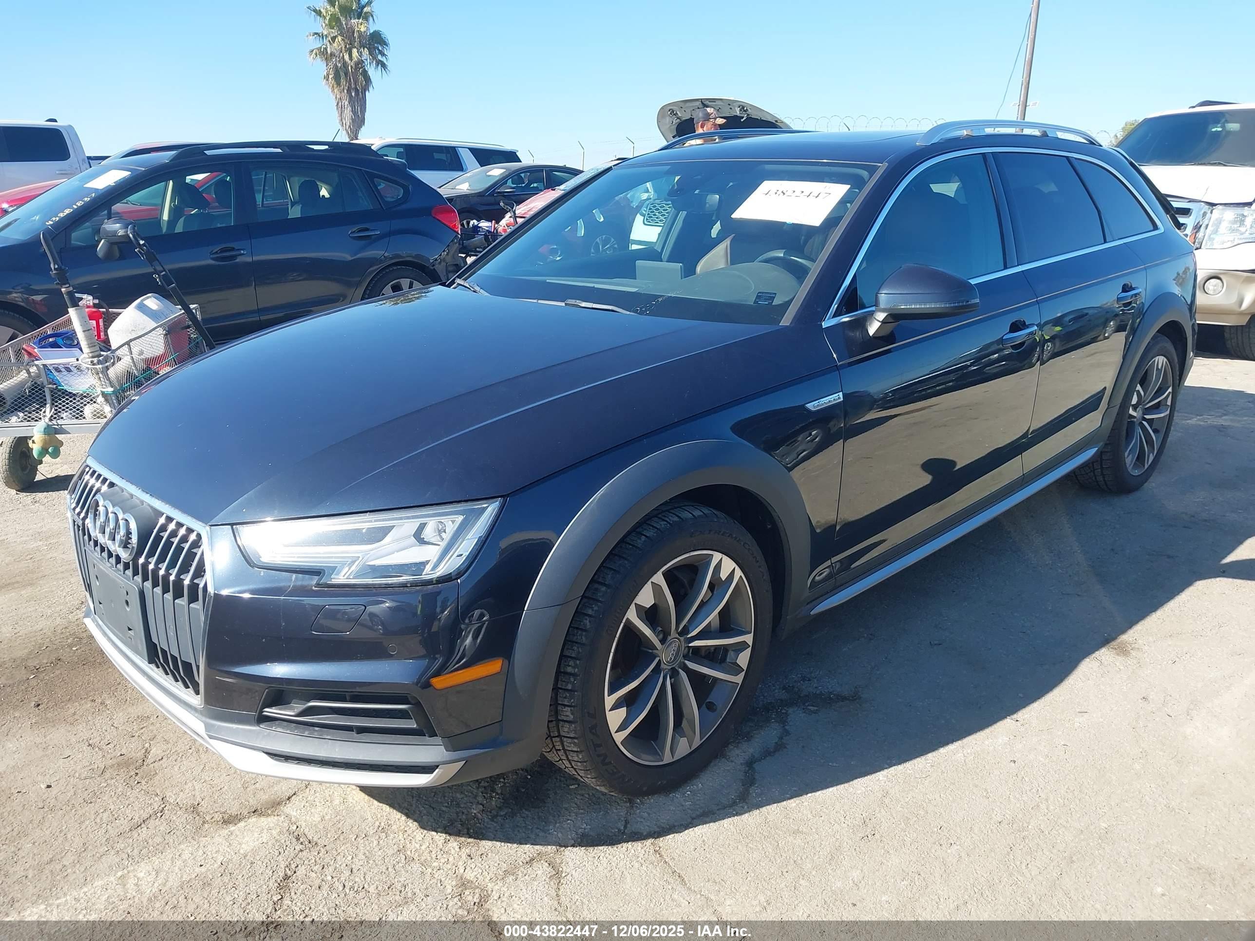 AUDI A4 image 2
