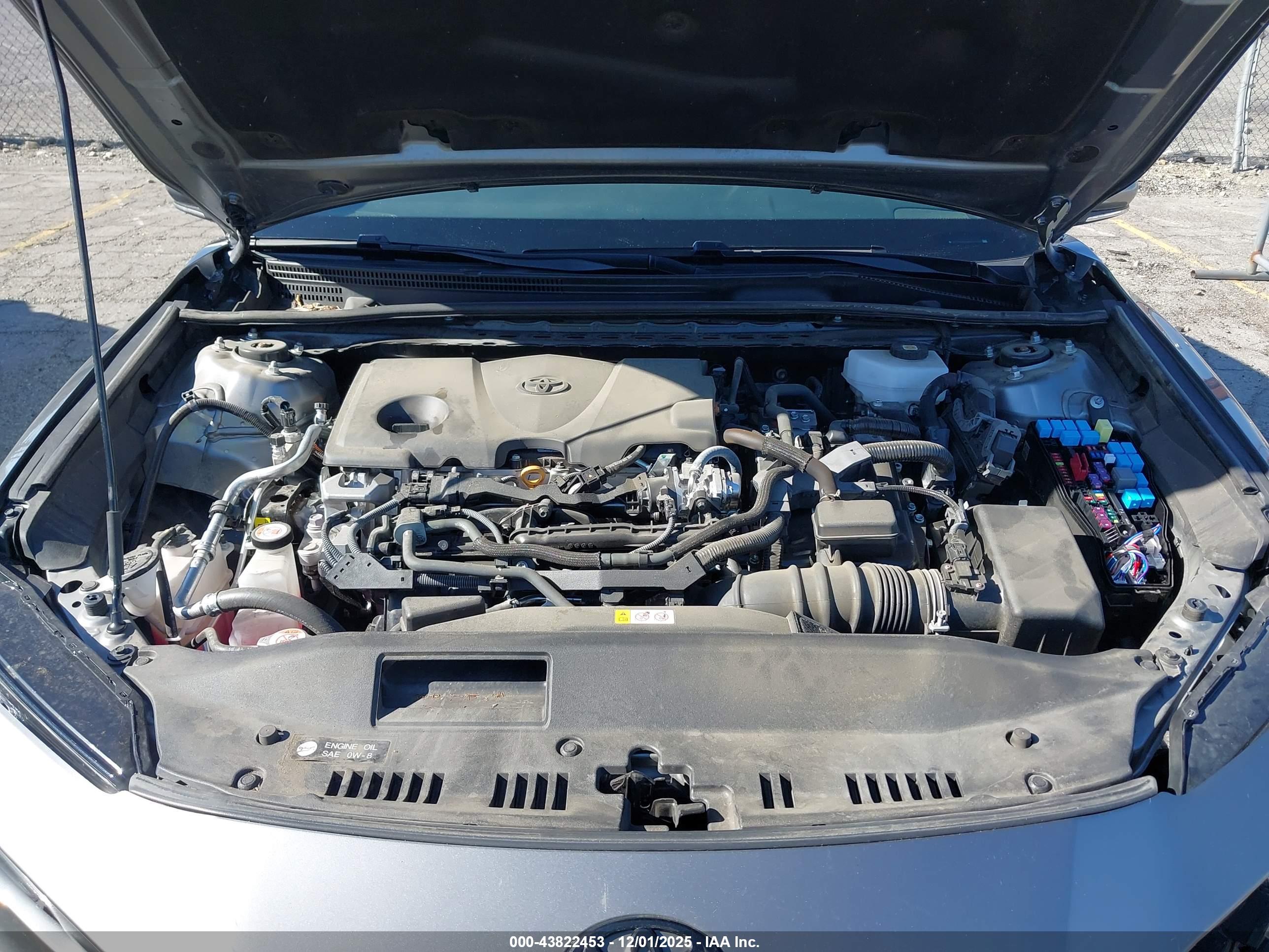 TOYOTA CAMRY image 10