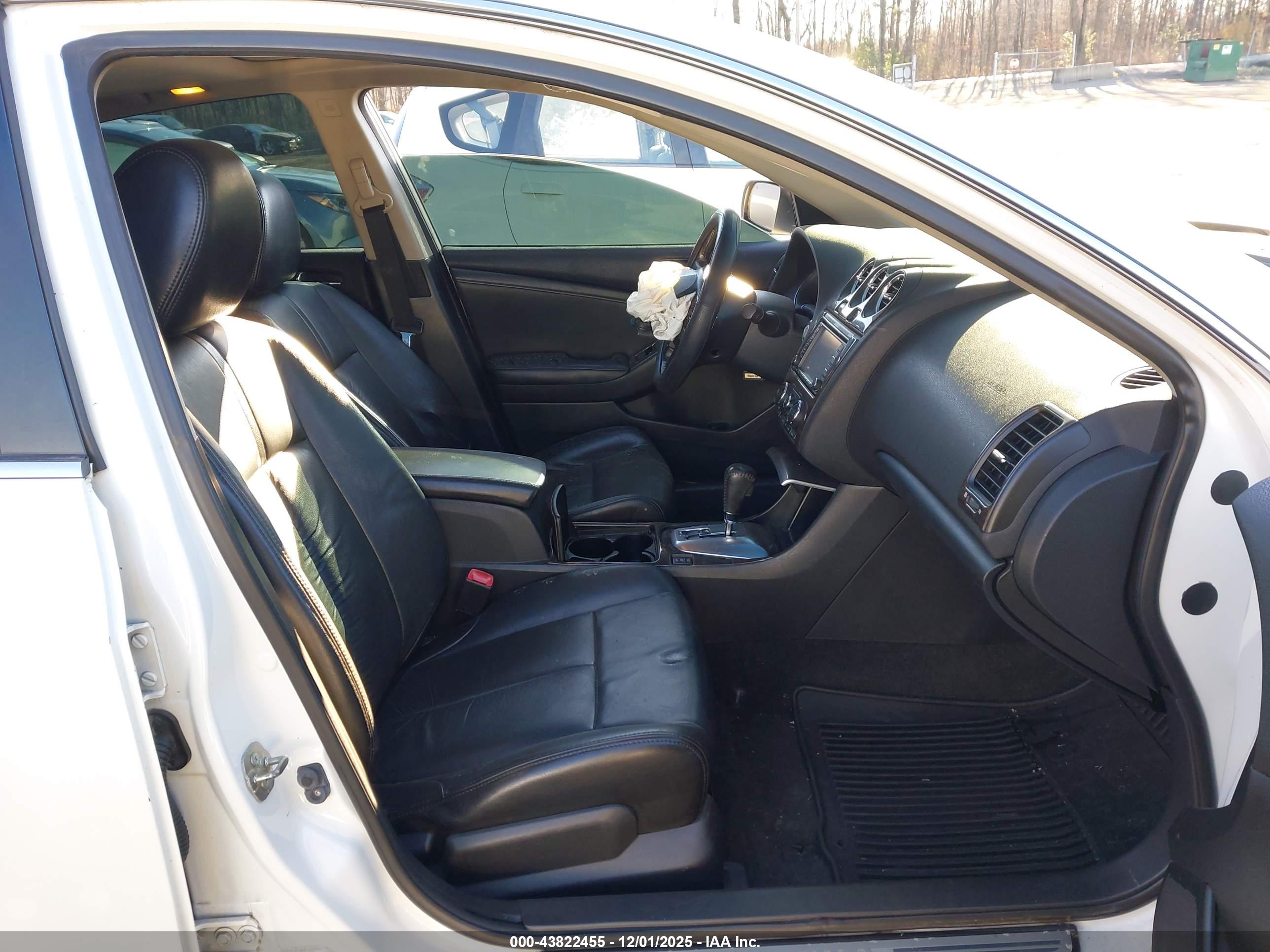 NISSAN ALTIMA image 5