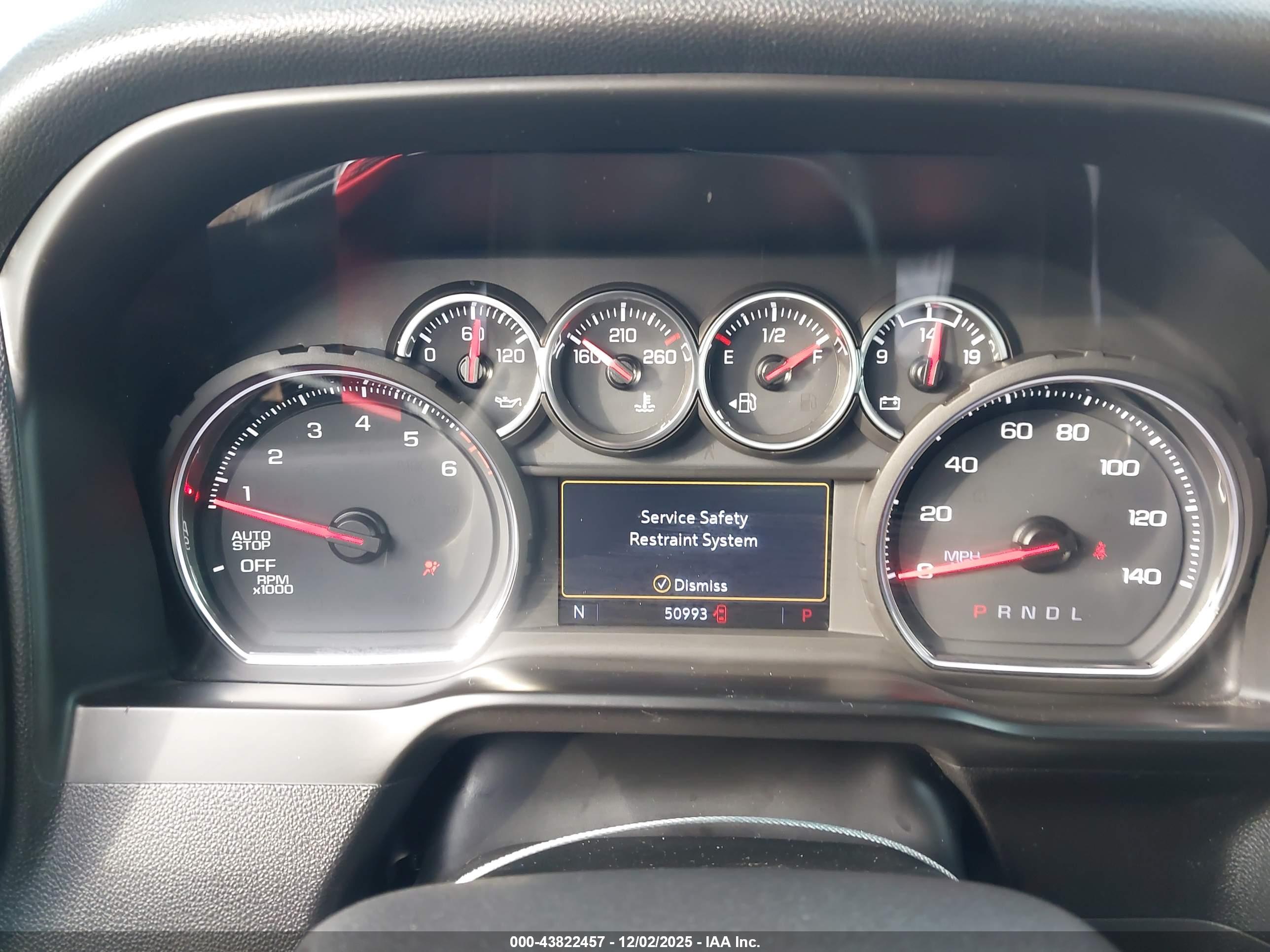 CHEVROLET SILVERADO image 7
